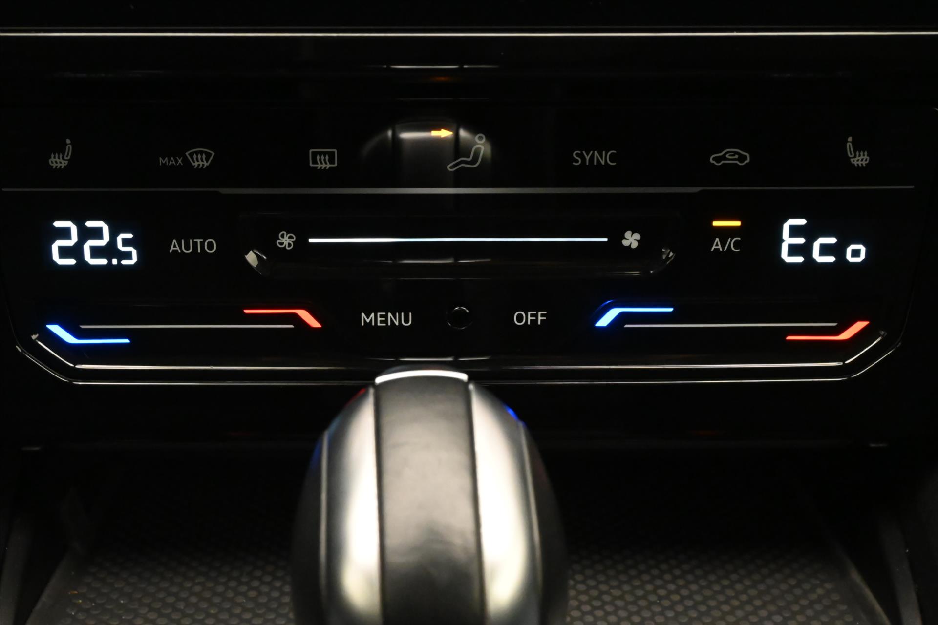 Hlavní fotografie vozu Volkswagen Passat 1,4 GTE 160 kW DSG Záruka až 5 let (24)