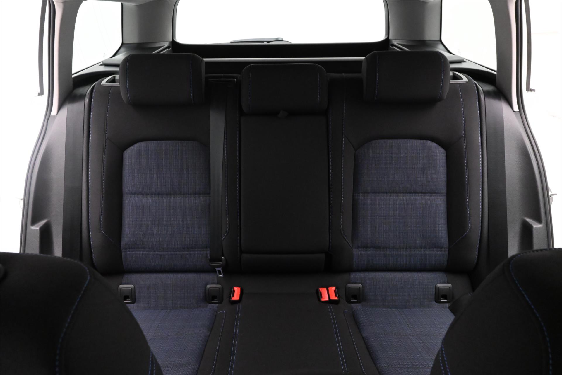 Hlavní fotografie vozu Volkswagen Passat 1,4 GTE 160 kW DSG Záruka až 5 let (31)