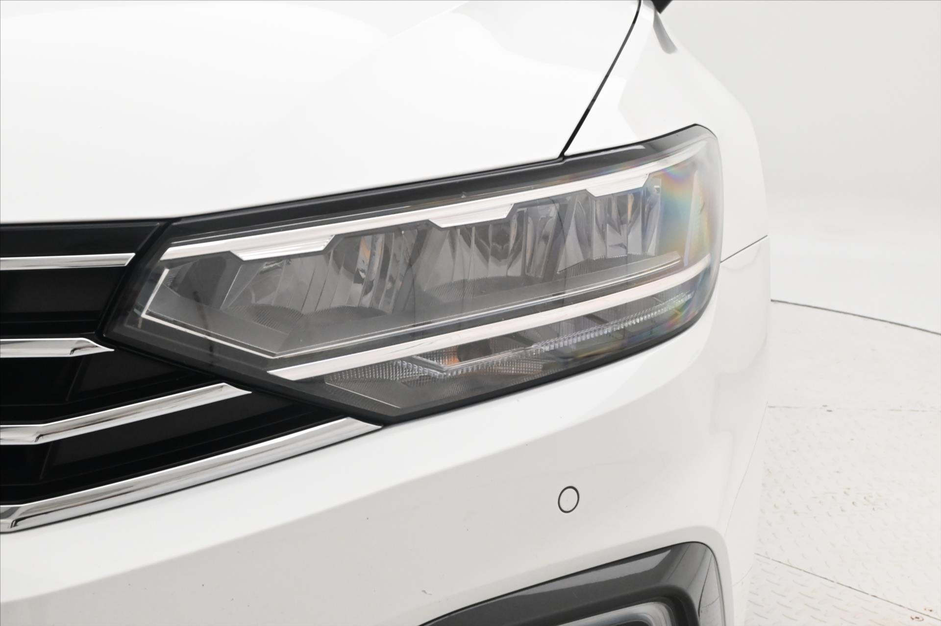 Hlavní fotografie vozu Volkswagen Passat 1,4 GTE 160 kW DSG Záruka až 5 let (33)