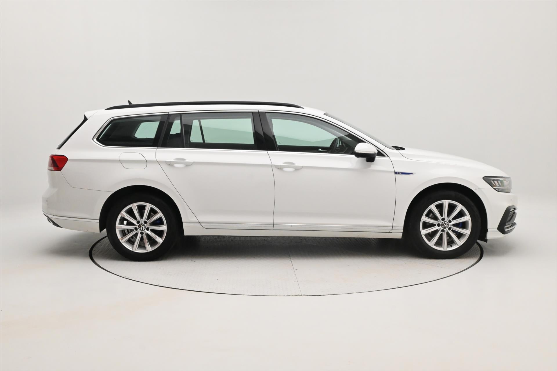 Hlavní fotografie vozu Volkswagen Passat 1,4 GTE 160 kW DSG Záruka až 5 let (3)