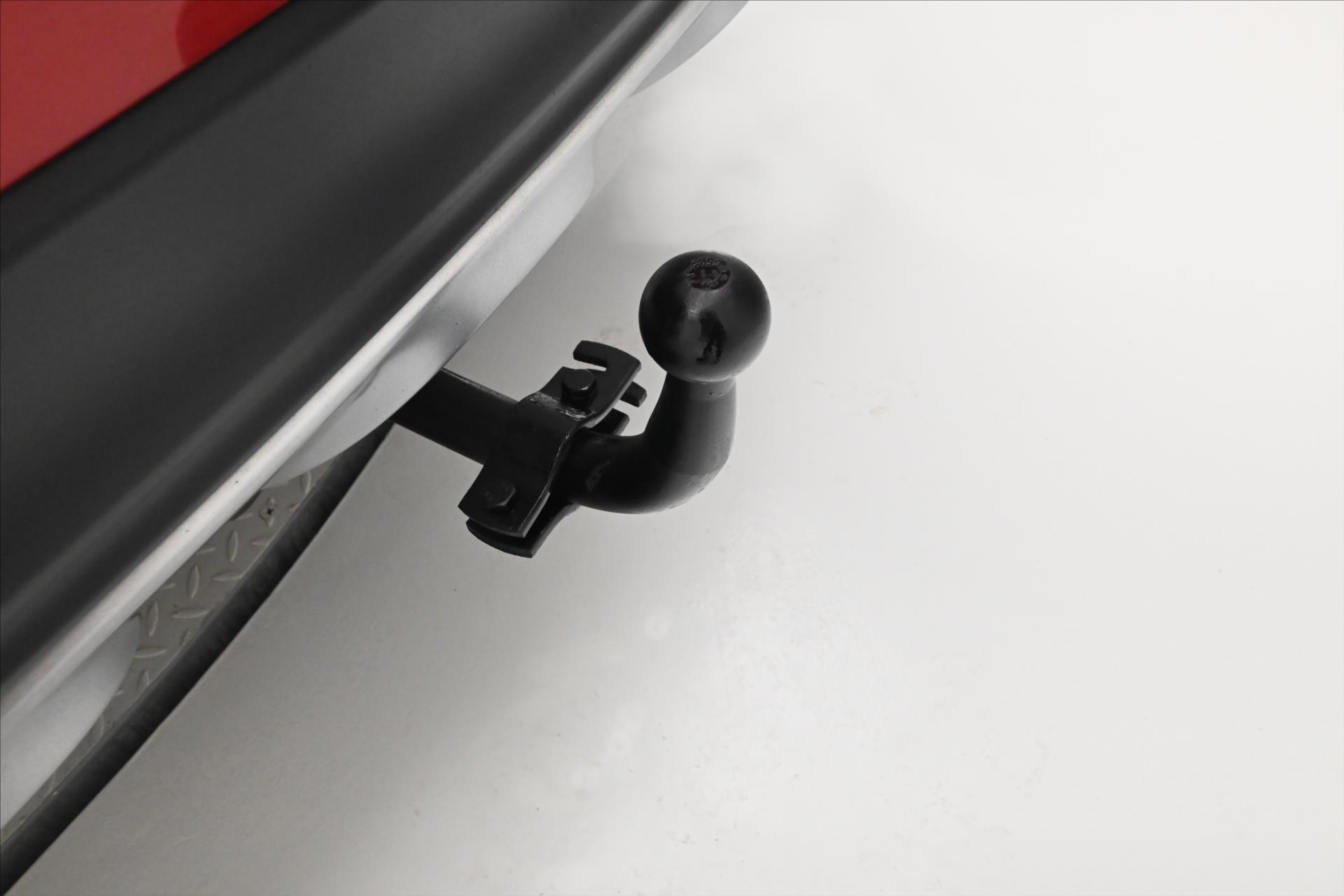 Hlavní fotografie vozu MG eHS 1,5 TGI PHEV 119 kW AT Comfort Záruka až 5 let (27)