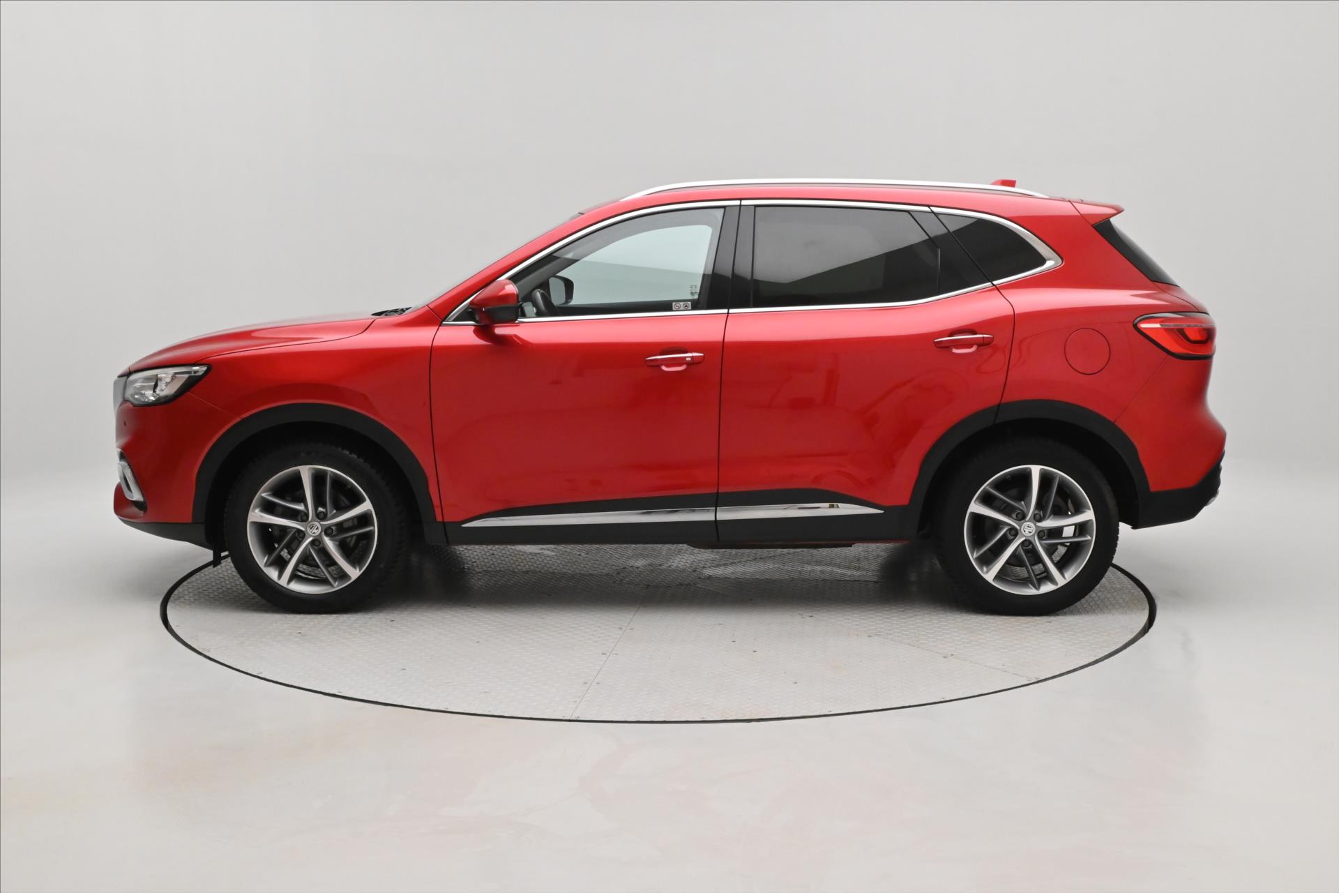 Hlavní fotografie vozu MG eHS 1,5 TGI PHEV 119 kW AT Comfort Záruka až 5 let (8)