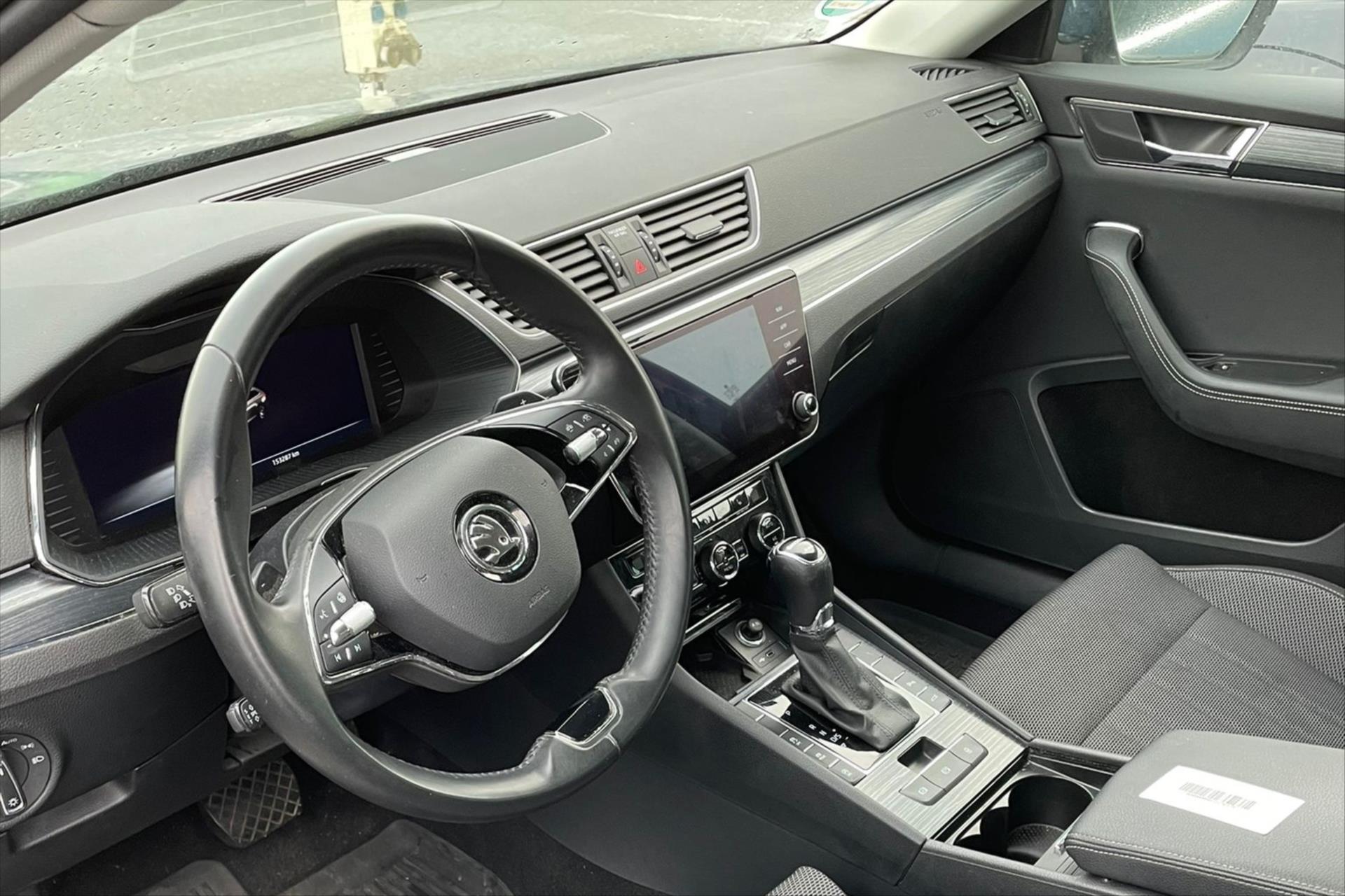 Main photo of the car Skoda Superb 2.0 TDI 147kW DSG 4x4 STYLE CAR WE ARE PREPARING FOR SALE (4)