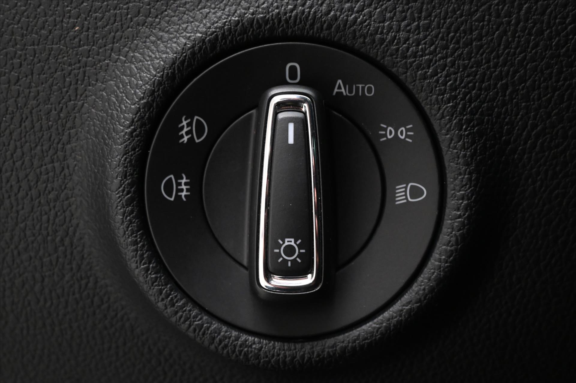 Hlavní fotografie vozu Škoda Superb 2,0 TDI 147kW DSG 4x4 STYLE Záruka až 5 let (26)