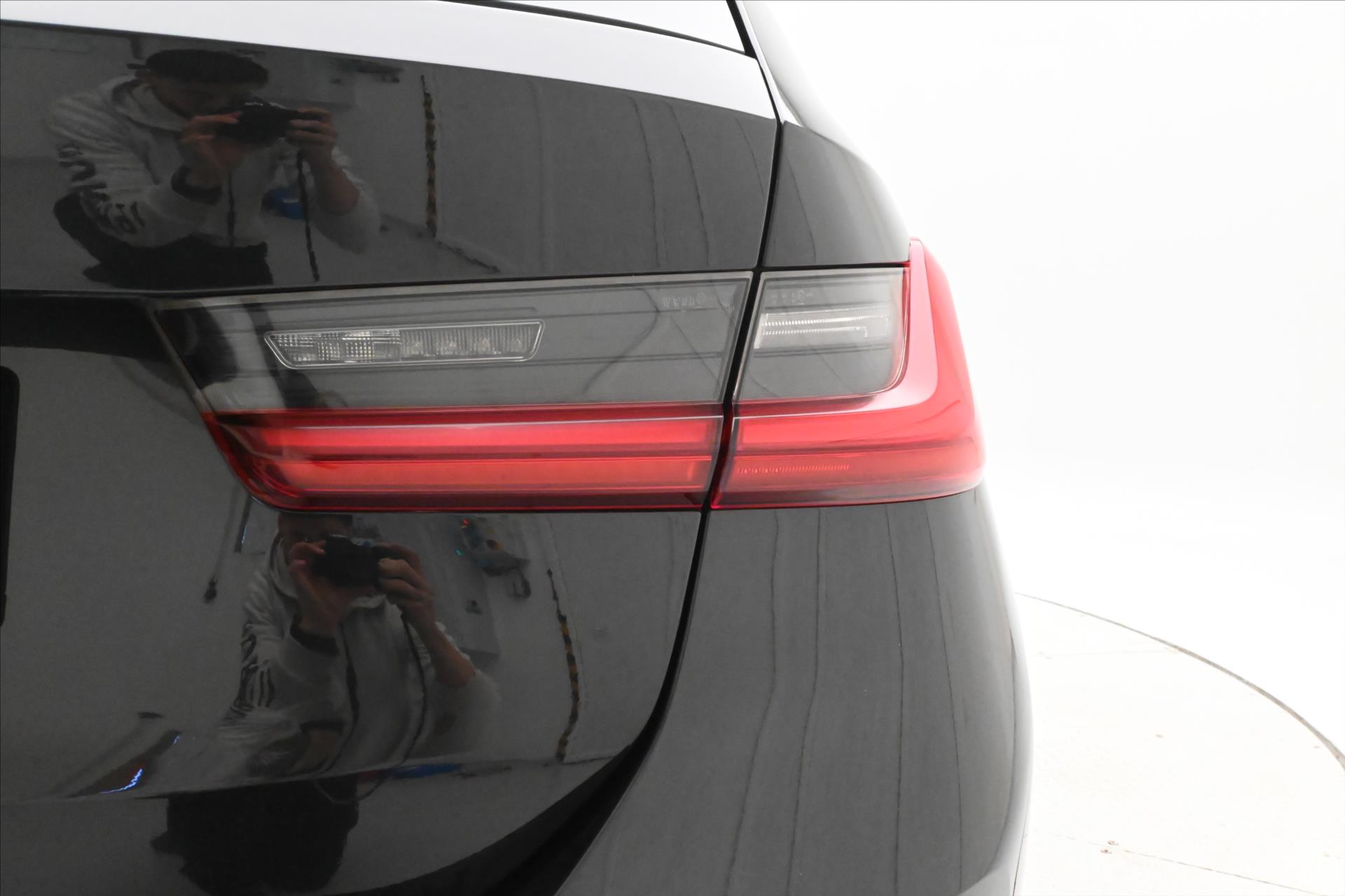 Hlavní fotografie vozu BMW Řada 3 2,0 320d 140kW Steptronic Záruka až 5 let (30)