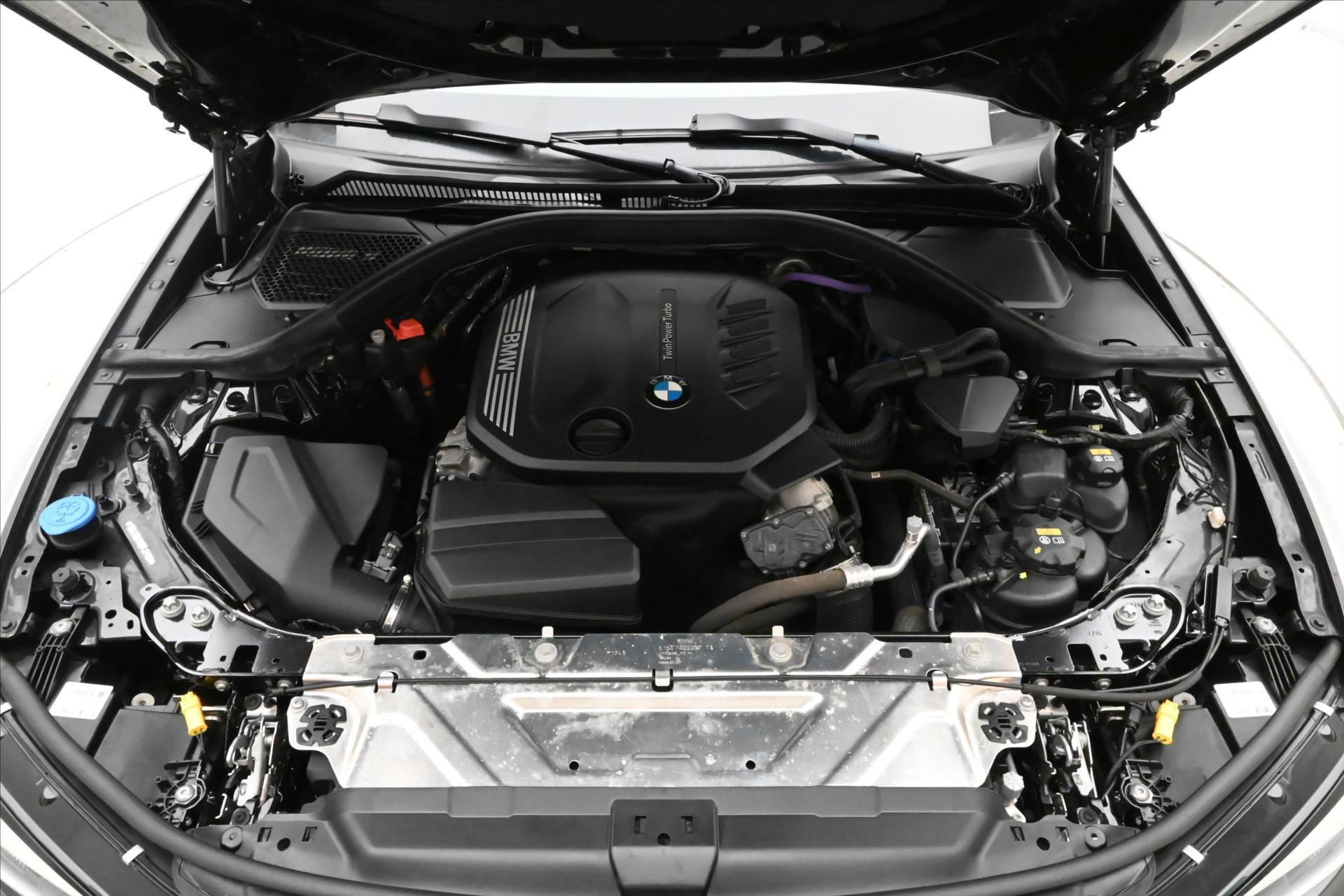Hlavní fotografie vozu BMW Řada 3 2,0 320d 140kW Steptronic Záruka až 5 let (9)