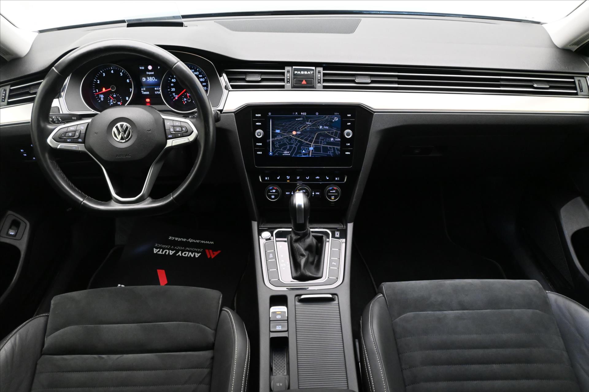 Hlavní fotografie vozu Volkswagen Passat 1,5 TSI 110 kW DSG ELEGANCE Záruka až 5 let (15)