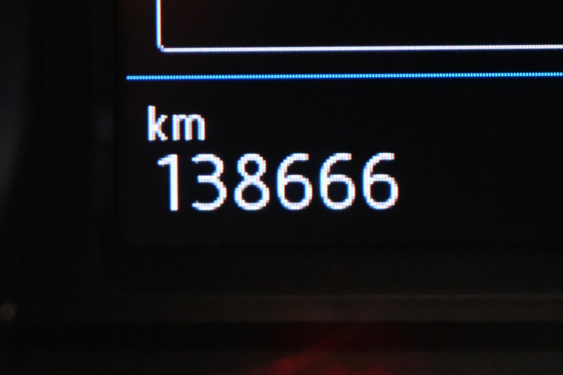 Hlavní fotografie vozu Volkswagen Passat 1,5 TSI 110 kW DSG ELEGANCE Záruka až 5 let (17)