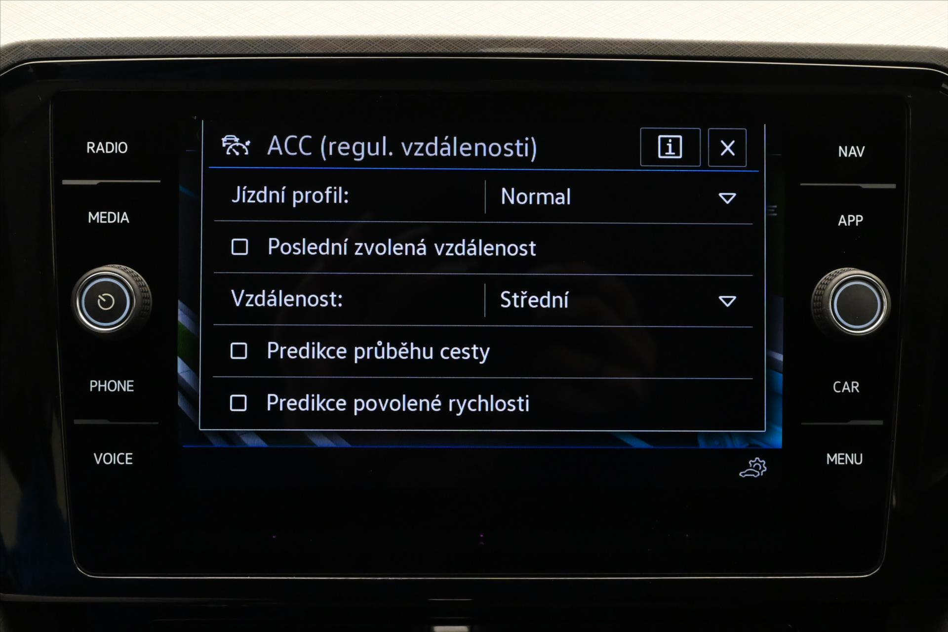 Hlavní fotografie vozu Volkswagen Passat 2,0 TDI 110 kW DSG Business Záruka až 5 let (20)