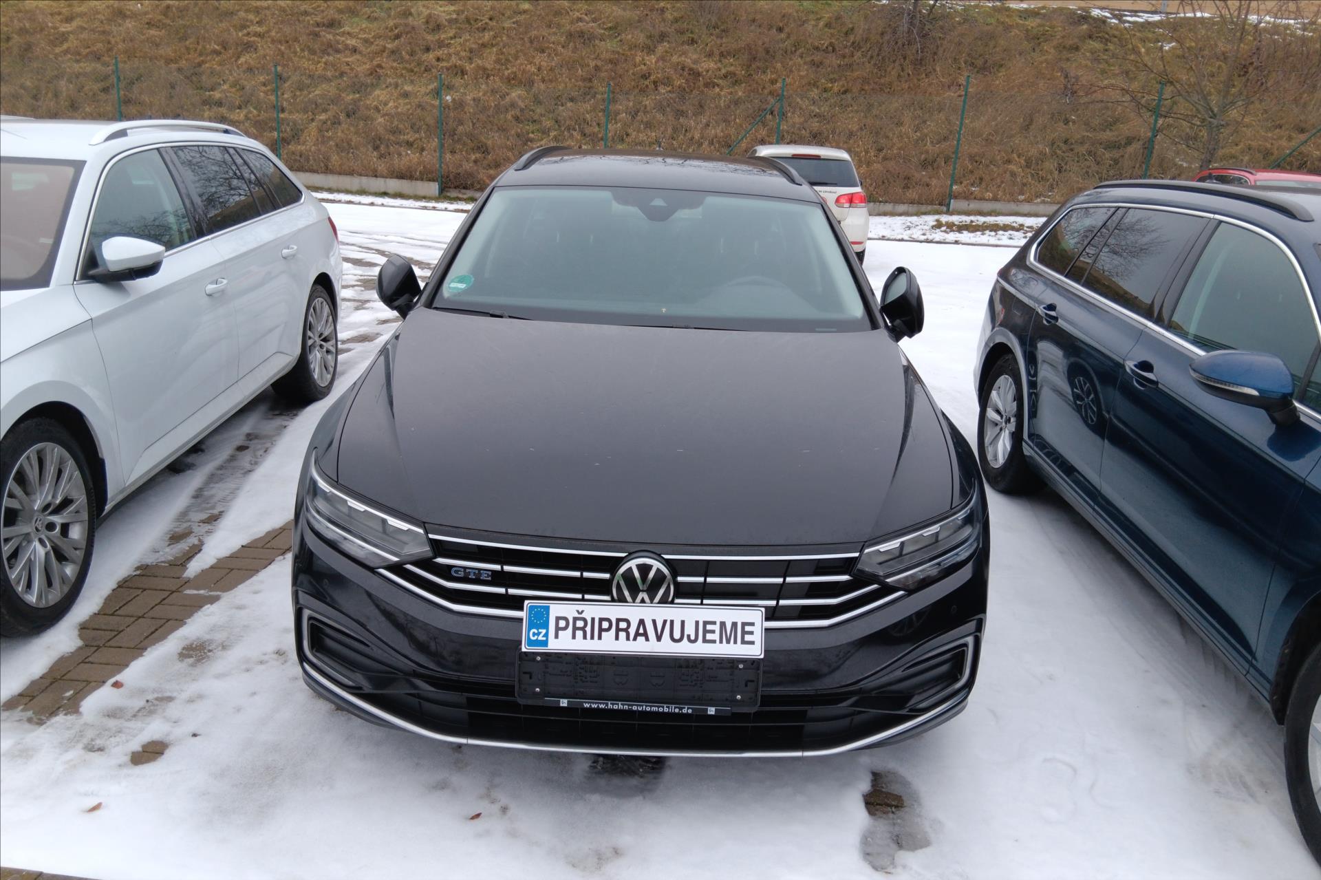 Volkswagen Passat 1,4 TSI GTE 160kW Business VŮZ PŘIPRAVUJEME K PRODEJI