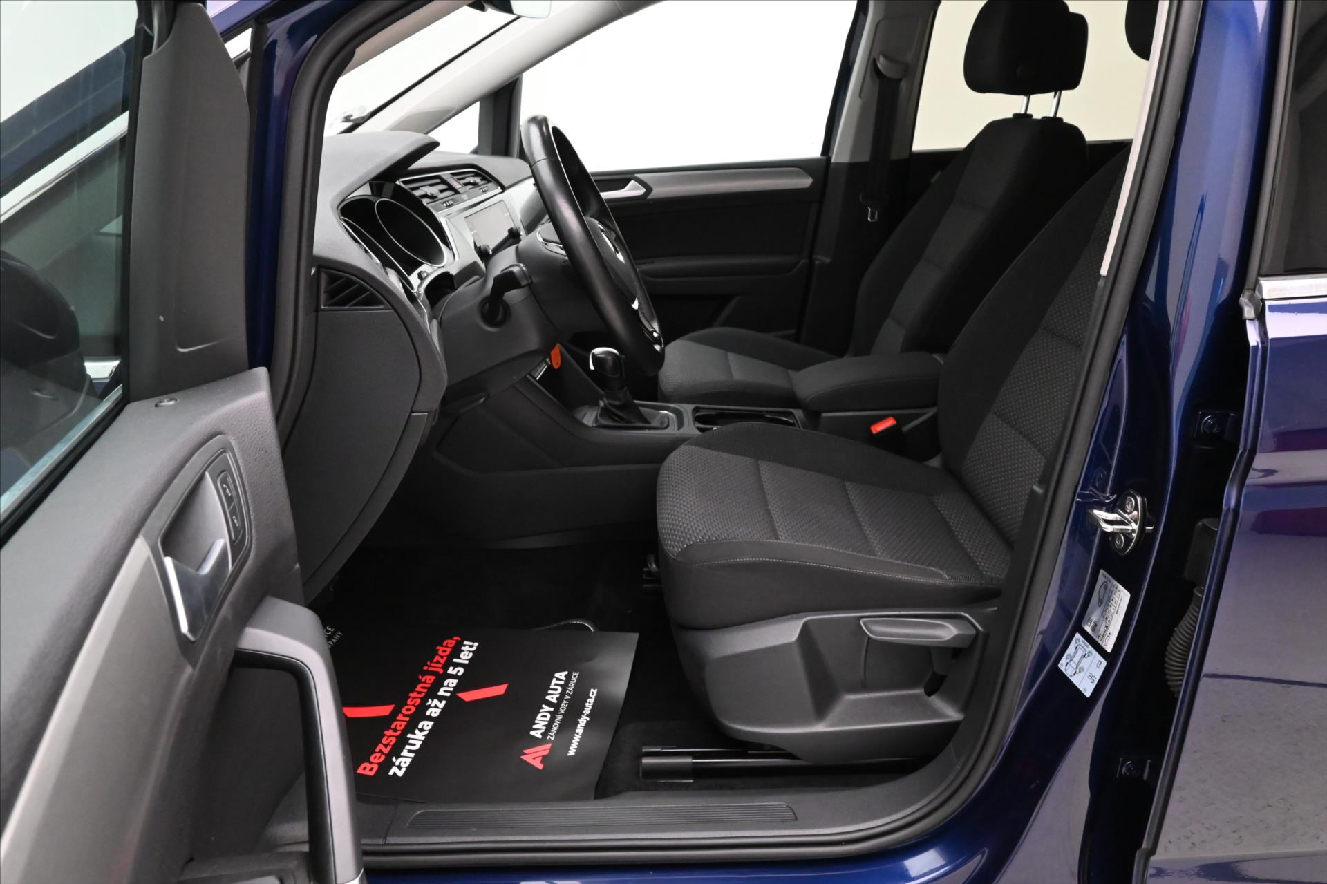 Hlavní fotografie vozu Volkswagen Touran 2,0 TDI 110 kW DSG Comfortline 7/Míst Záruka až 5 let (14)