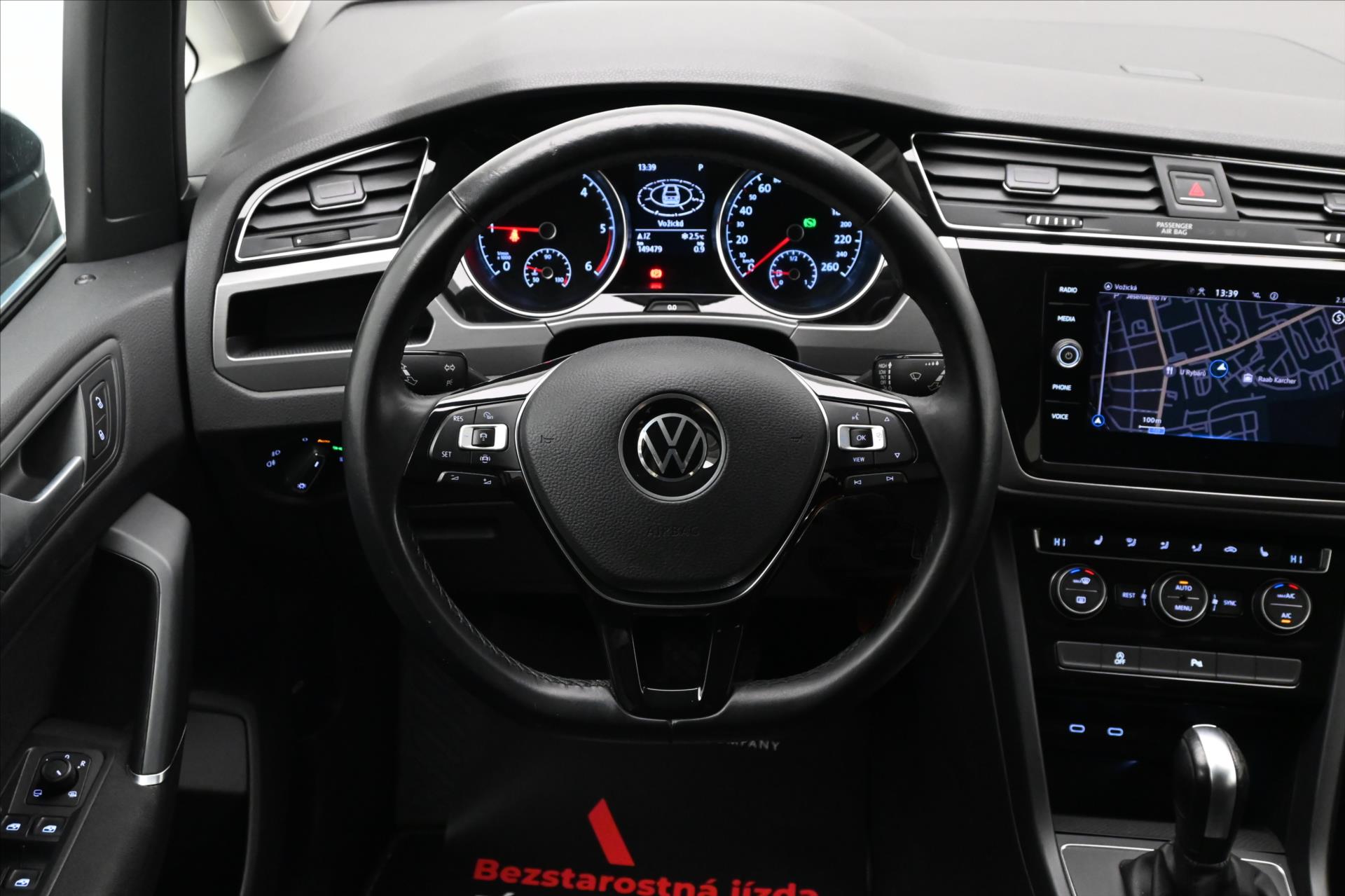 Hlavní fotografie vozu Volkswagen Touran 2,0 TDI 110 kW DSG Comfortline 7/Míst Záruka až 5 let (19)