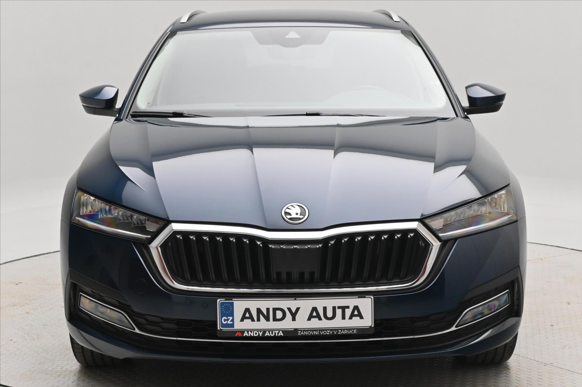 Hlavní fotografie vozu Škoda Octavia 2,0 TDI 110 kW DSG Style Záruka až 5 let (2)