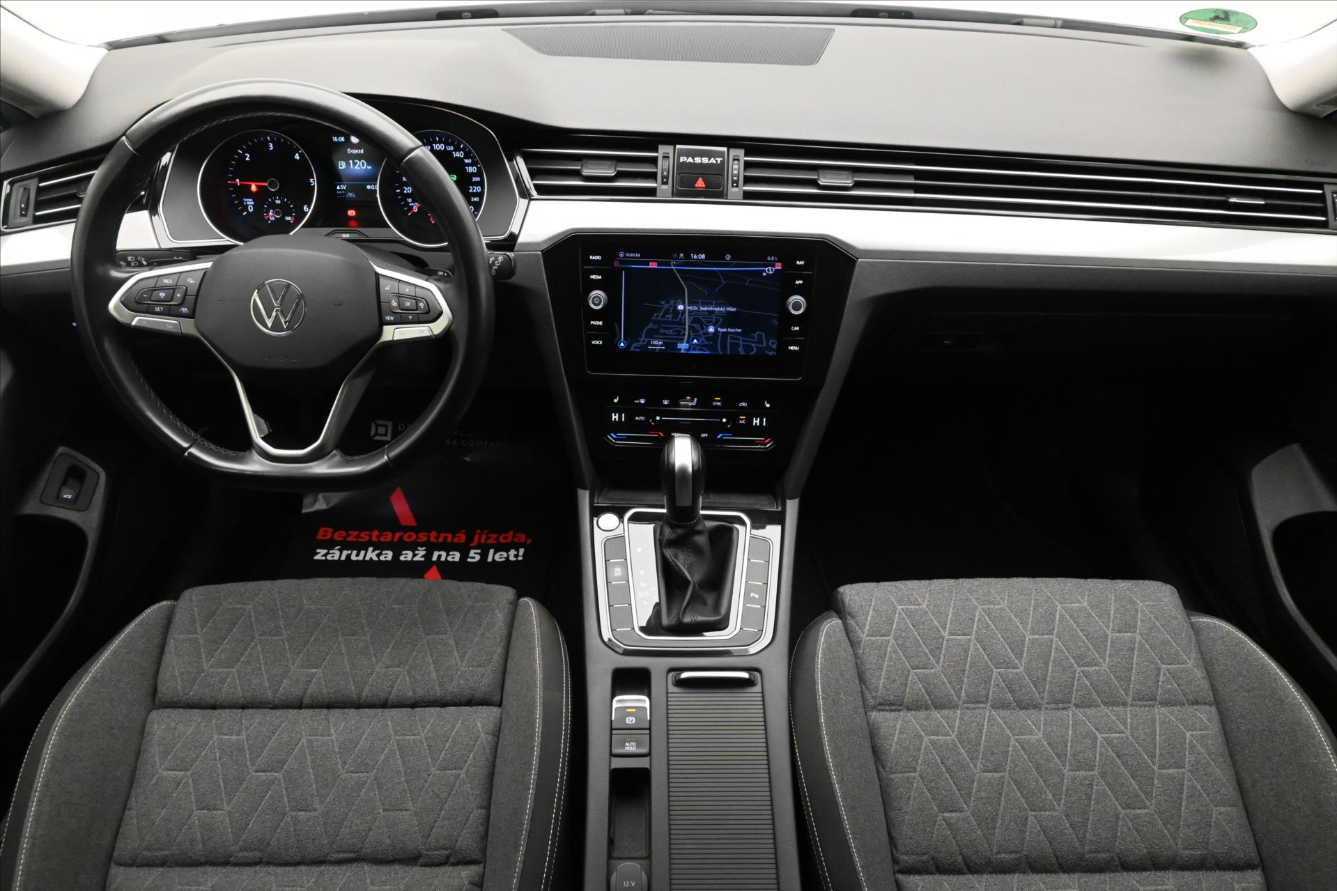 Hlavní fotografie vozu Volkswagen Passat 2,0 TDI 110 kW DSG Business Záruka až 5 let (15)