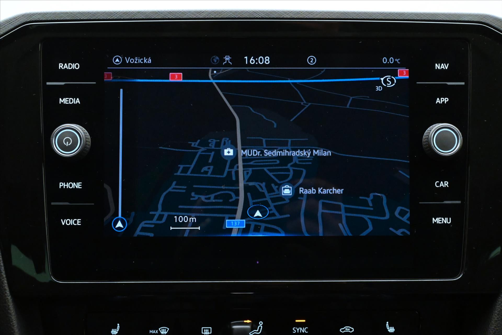 Hlavní fotografie vozu Volkswagen Passat 2,0 TDI 110 kW DSG Business Záruka až 5 let (19)