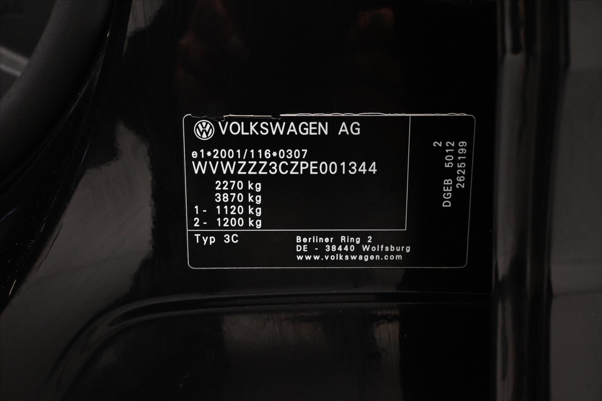 Hlavní fotografie vozu Volkswagen Passat 1,4 GTE 160 kW DSG Business Záruka až 5 let (12)