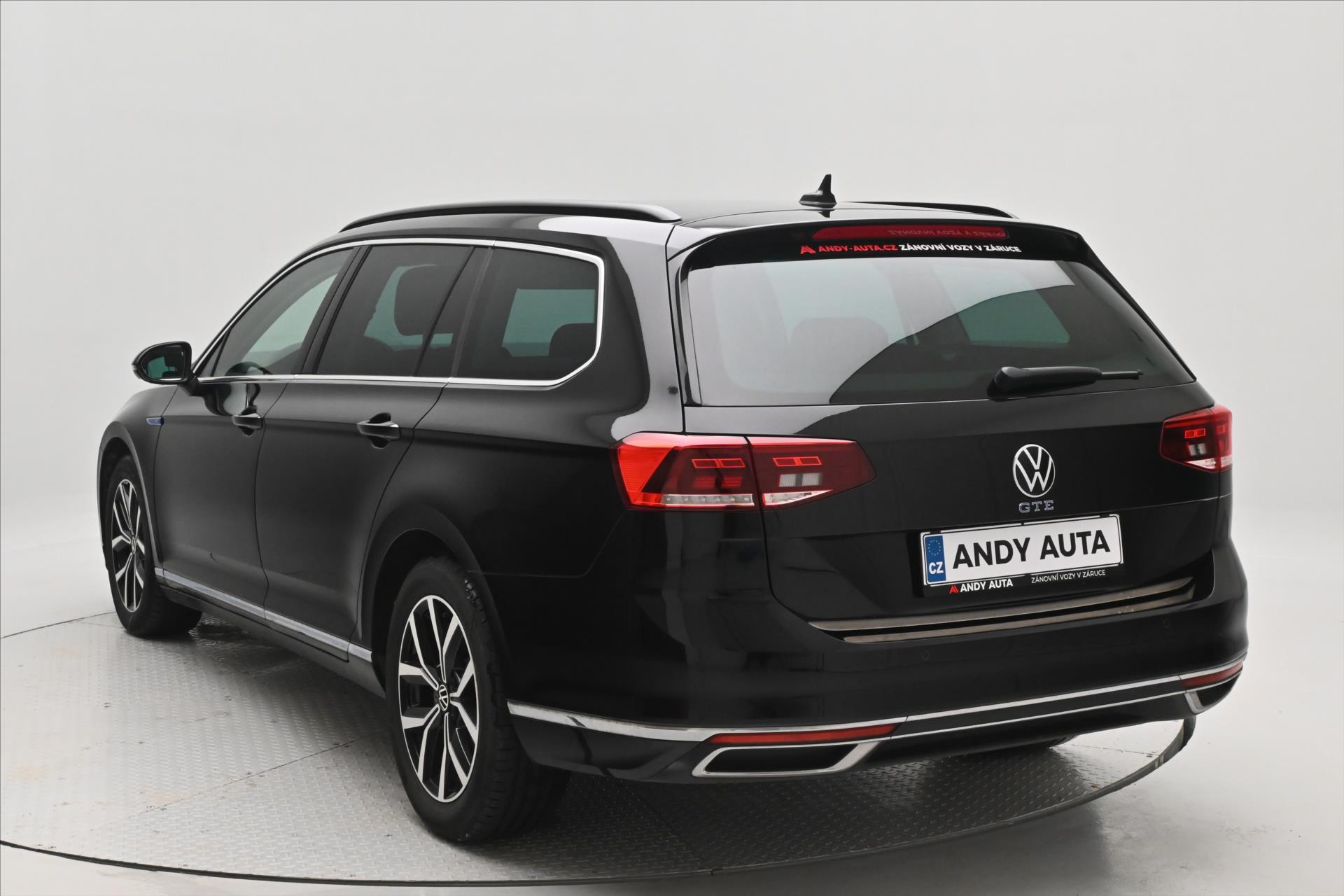 Hlavní fotografie vozu Volkswagen Passat 1,4 GTE 160 kW DSG Business Záruka až 5 let (7)