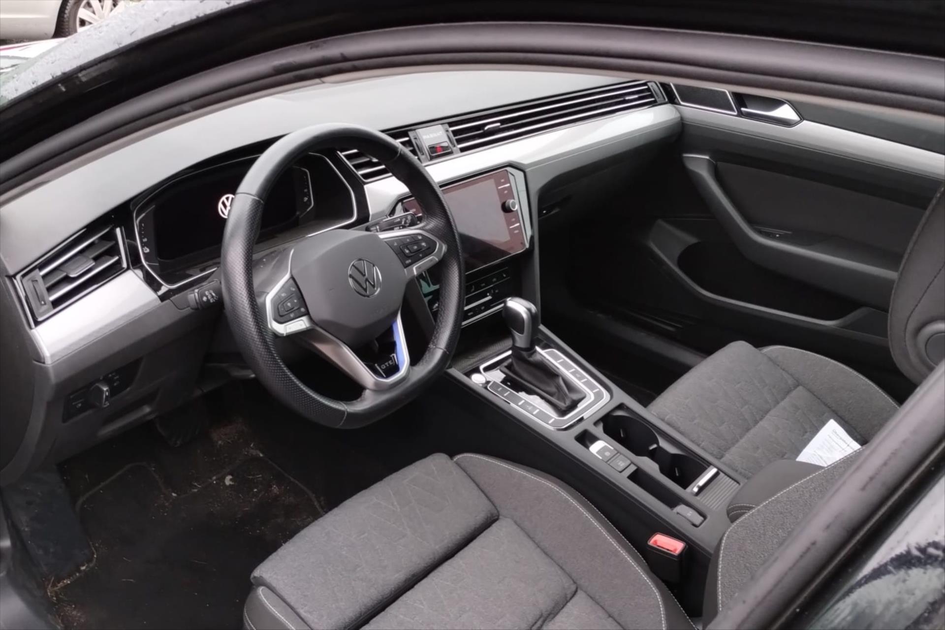 Hlavní fotografie vozu Volkswagen Passat 1,4 GTE 160kw DSG VŮZ PŘIPRAVUJEME K PRODEJI (1)