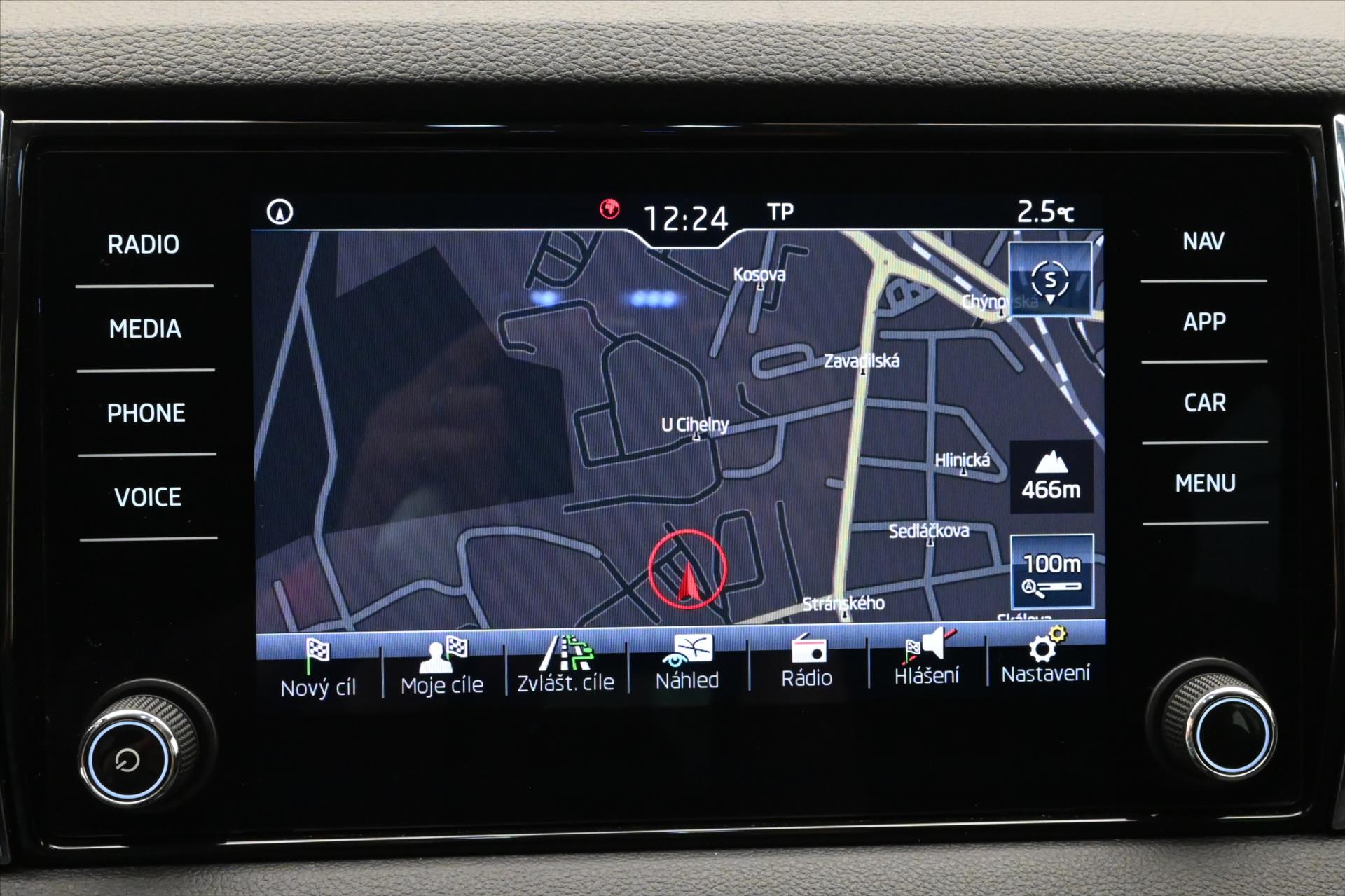 Hlavní fotografie vozu Škoda Karoq 2,0 TDI 110kW 4x4 DSG Style Záruka až 5 let (19)