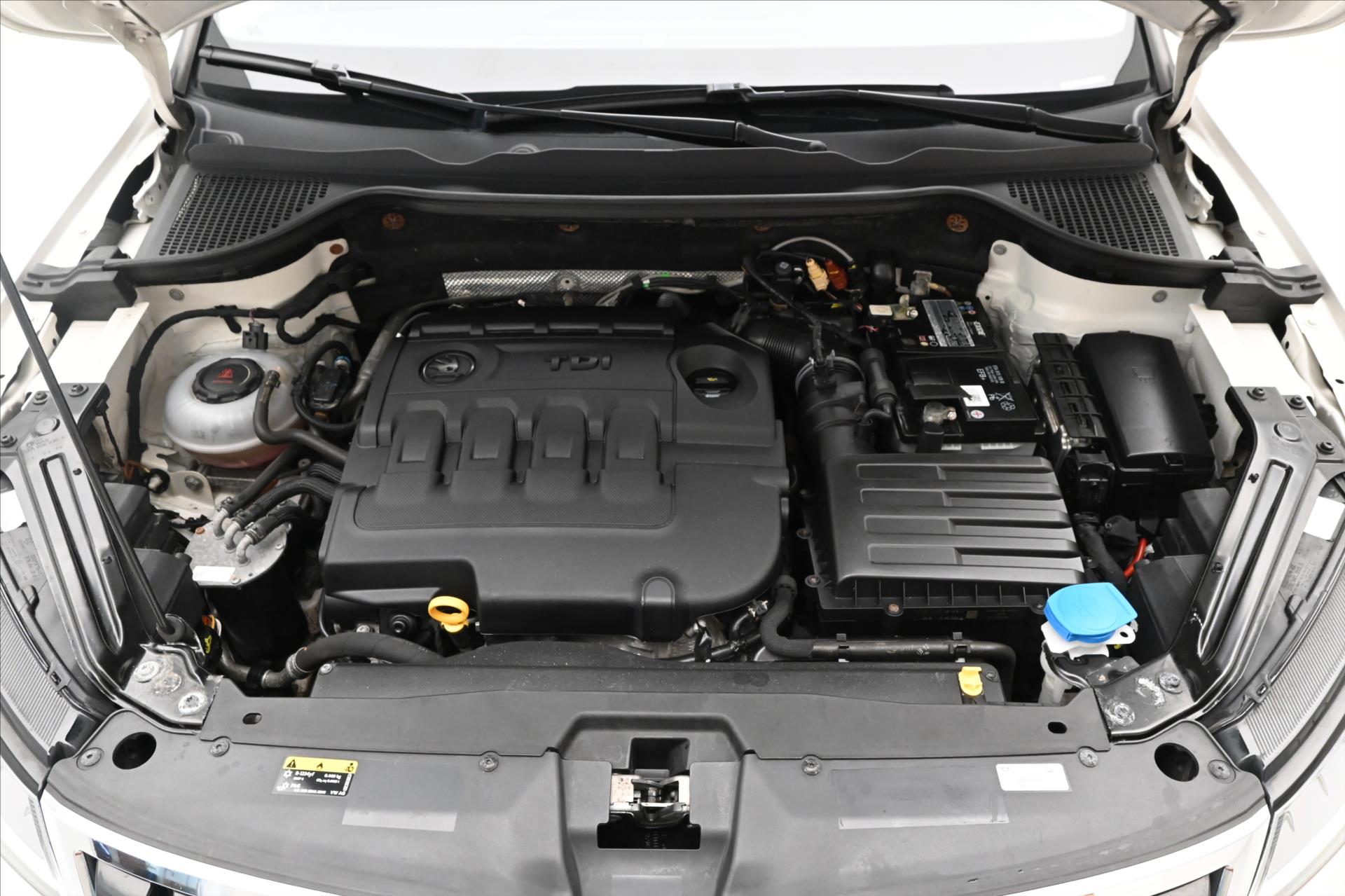 Hlavní fotografie vozu Škoda Karoq 2,0 TDI 110kW 4x4 DSG Style Záruka až 5 let (9)