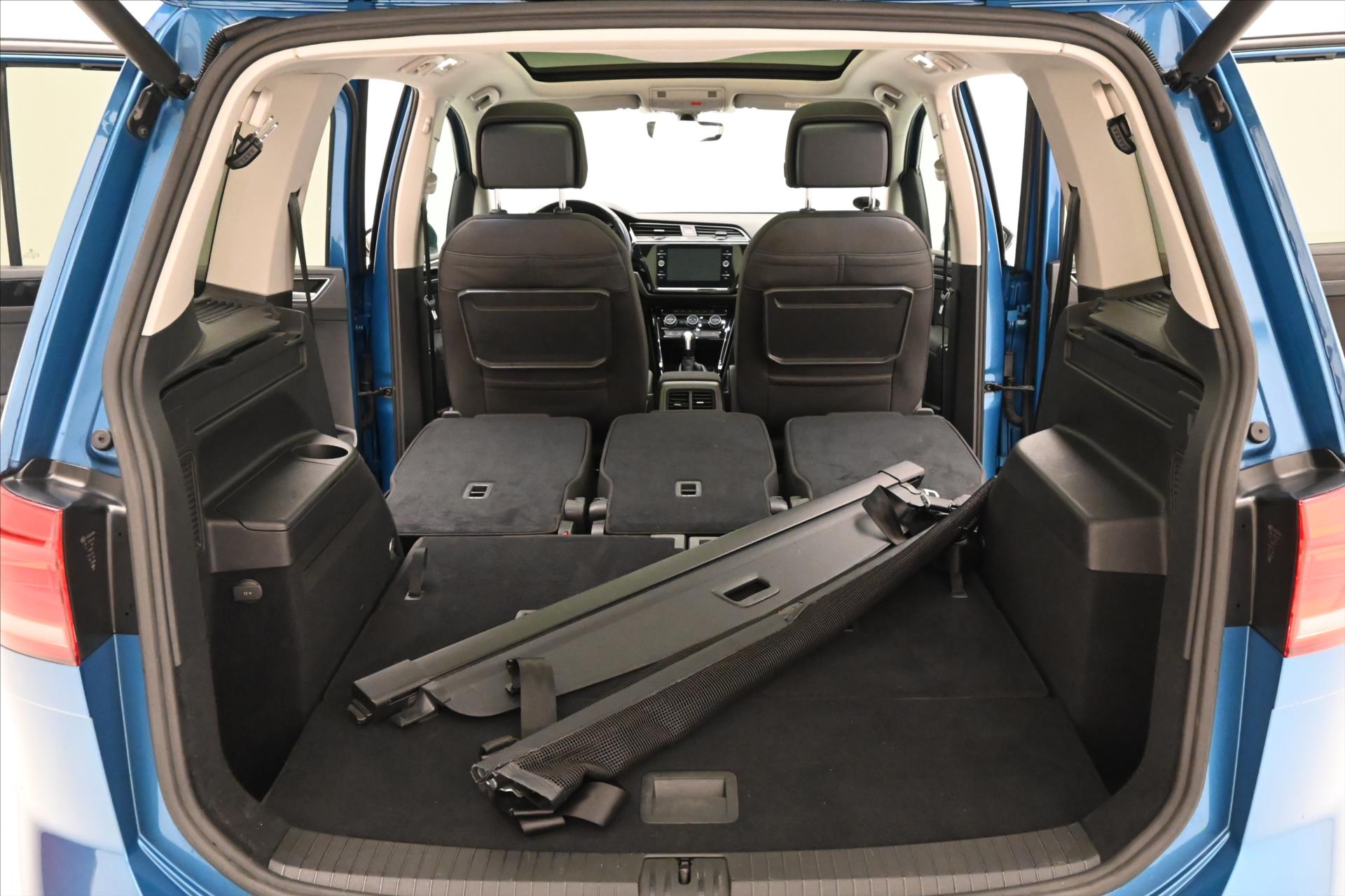 Hlavní fotografie vozu Volkswagen Touran 2,0 TDI 110 KW DSG Highline 7/Míst Záruka až 5 let (12)