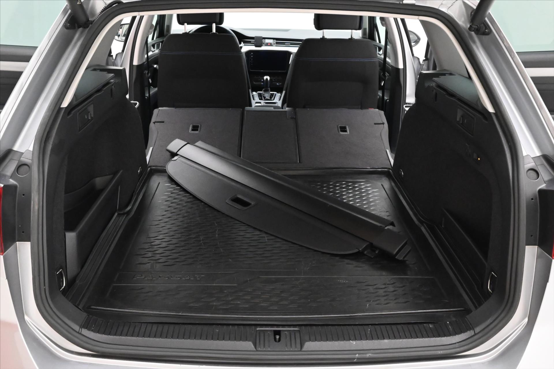 Hlavní fotografie vozu Volkswagen Passat 1,4 GTE 160 kW DSG Záruka až 5 let (11)