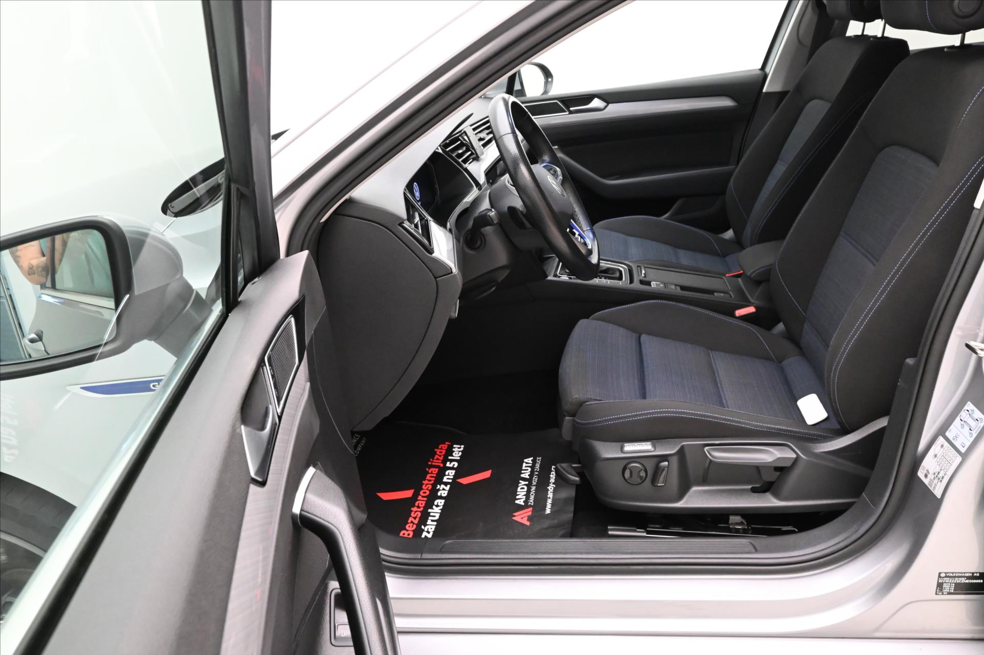 Hlavní fotografie vozu Volkswagen Passat 1,4 GTE 160 kW DSG Záruka až 5 let (13)