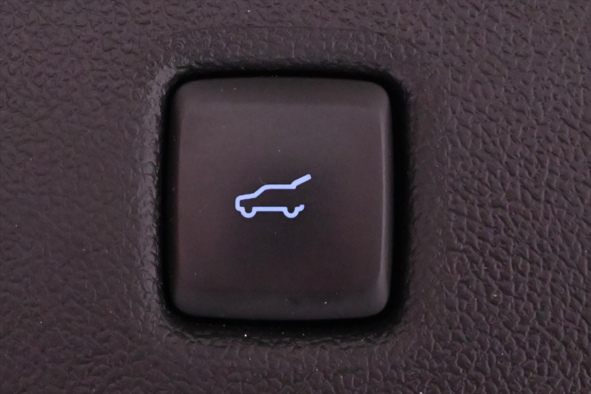 Hlavní fotografie vozu Ford Kuga 2,0 EcoBlue 140 kW AT8 AWD Záruka až 5 let (26)