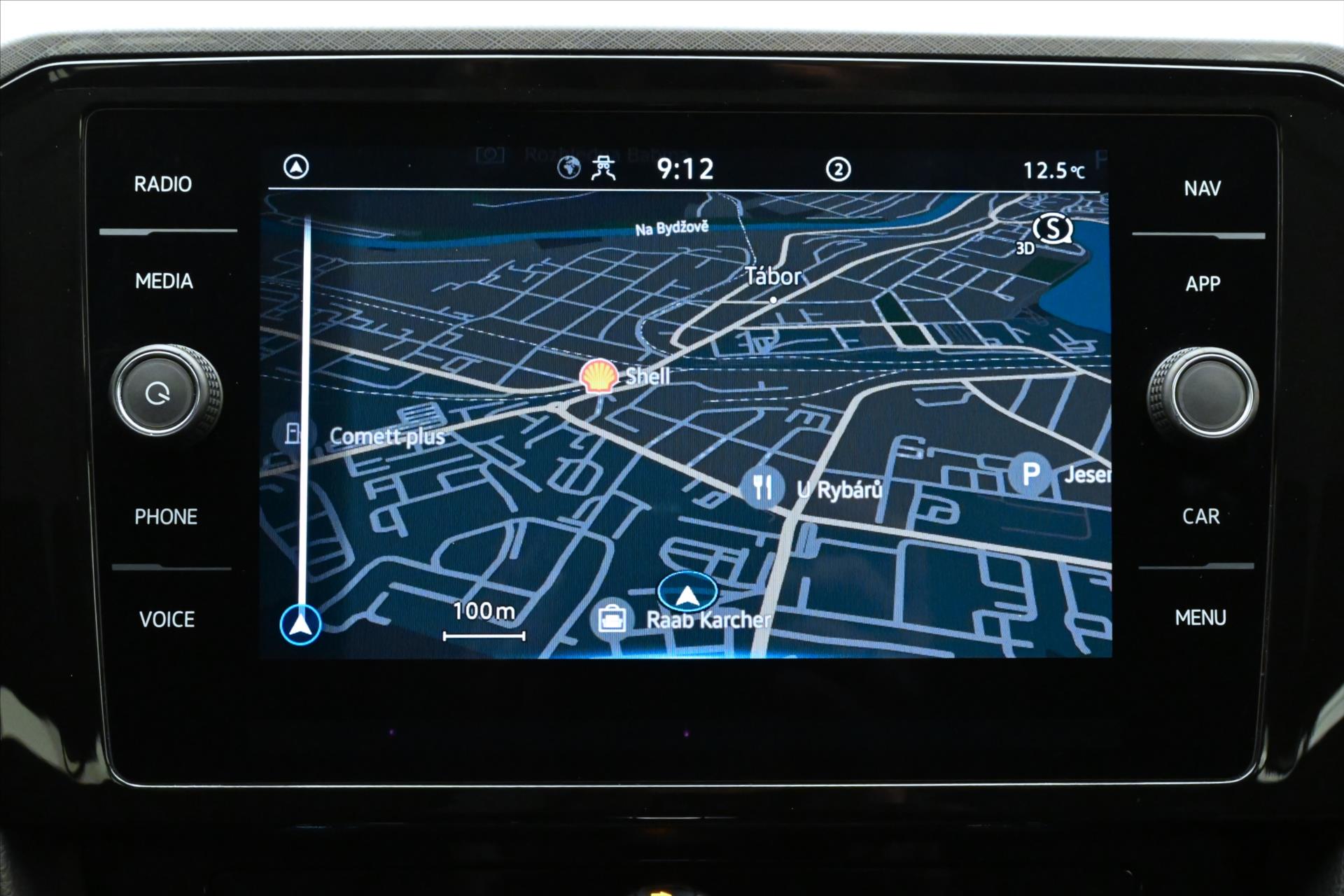 Hlavní fotografie vozu Volkswagen Passat 1,4 GTE 160 kW DSG Sport Záruka až 5 let (19)