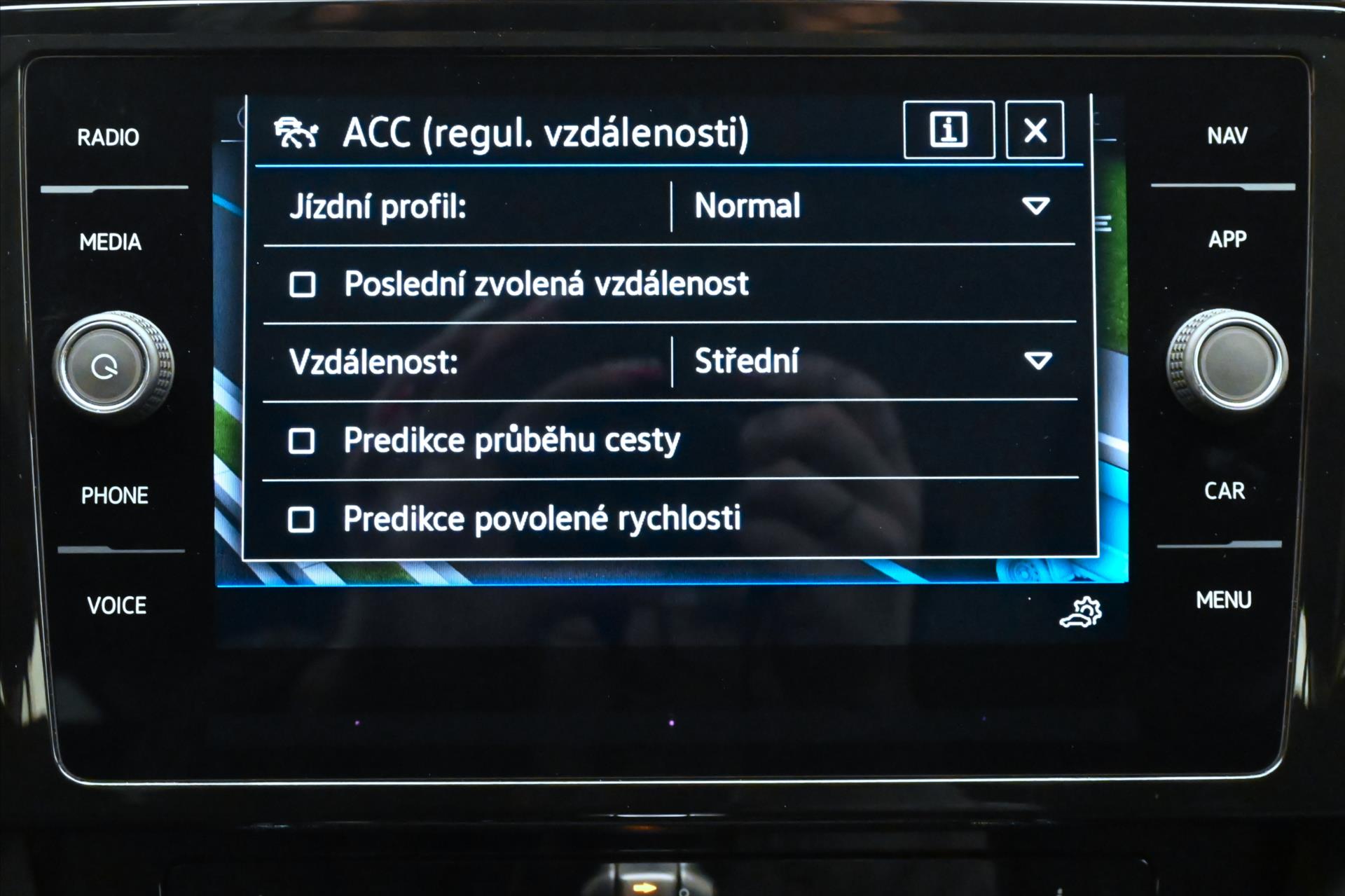 Hlavní fotografie vozu Volkswagen Passat 1,4 GTE 160 kW DSG Sport Záruka až 5 let (20)