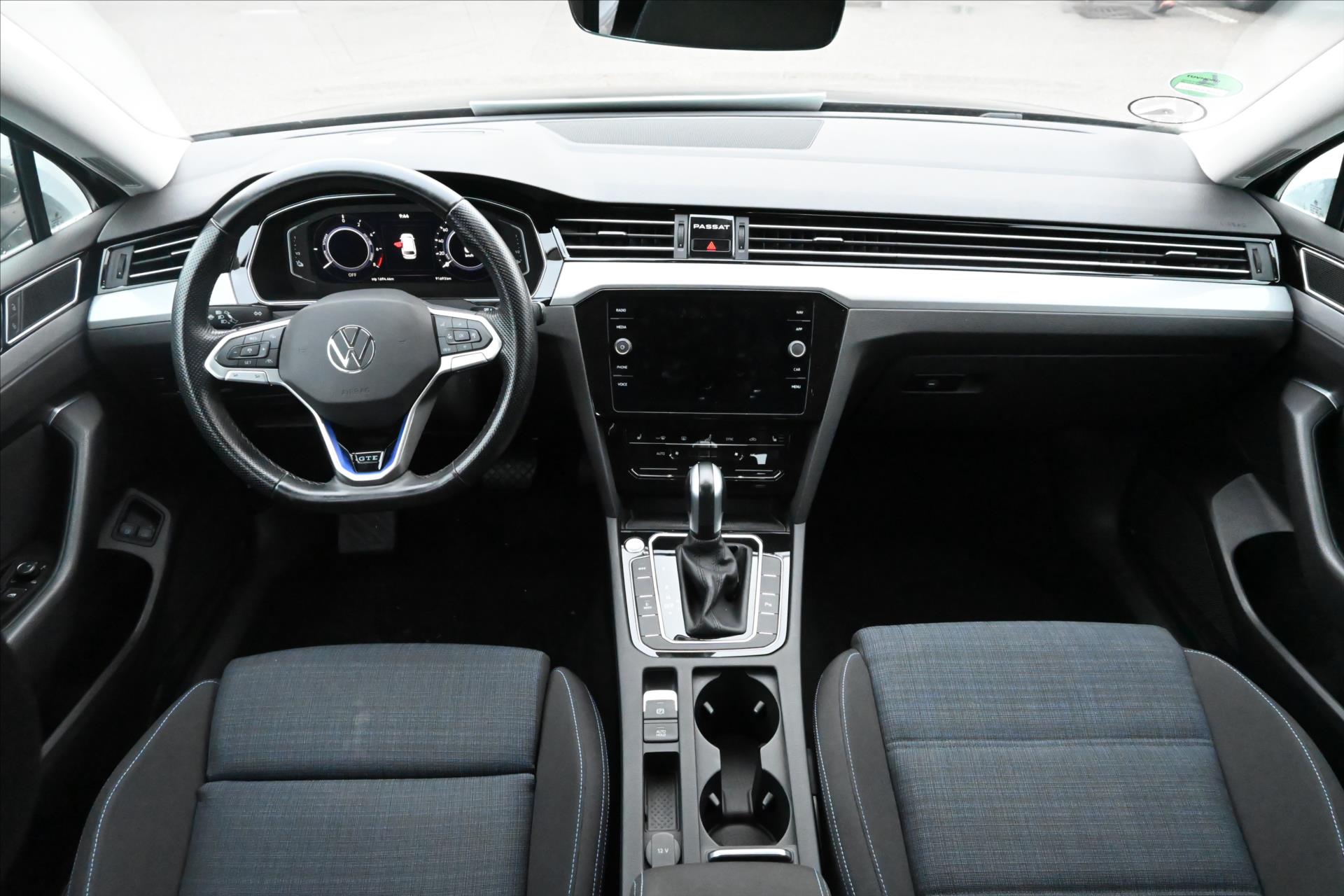 Hlavní fotografie vozu Volkswagen Passat 1,4 GTE 160kW DSG VŮZ PŘIPRAVUJEME K PRODEJI (3)