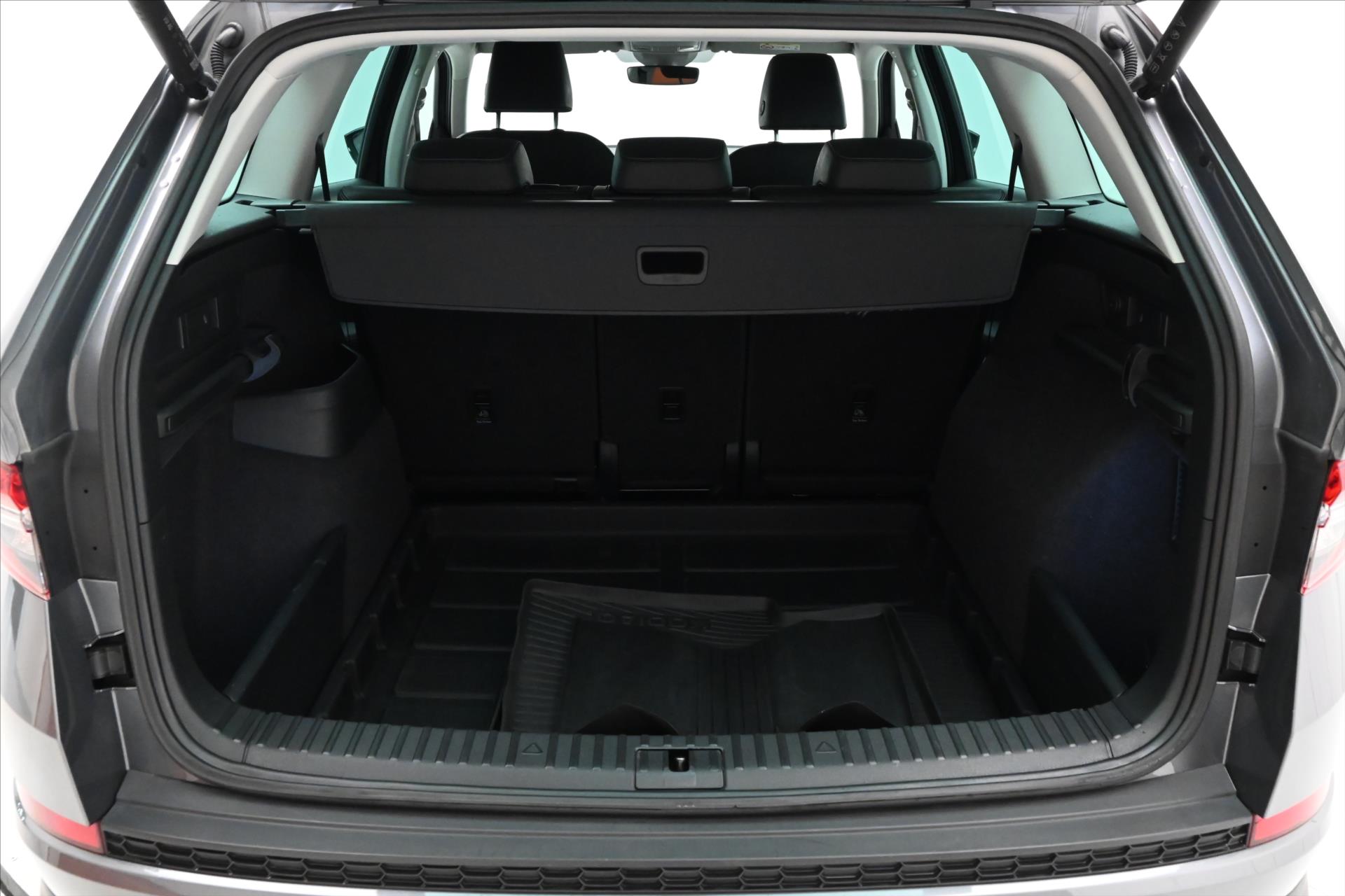 Hlavní fotografie vozu Škoda Kodiaq 2,0 TDI 110kW DSG Style Záruka až 5 let (10)