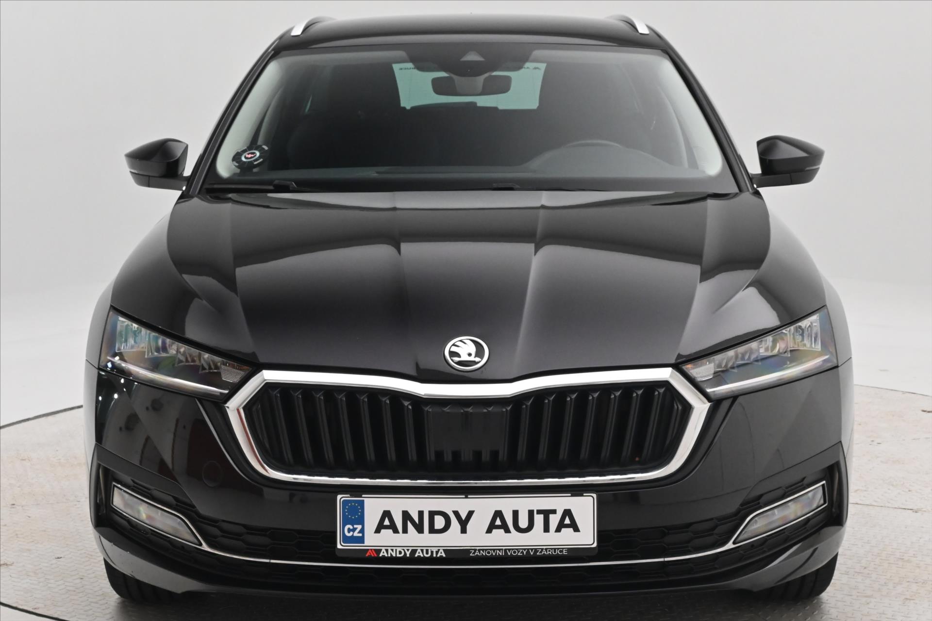 Hlavní fotografie vozu Škoda Octavia 2,0 TDI 110 kW DSG Style Záruka až 5 let (2)