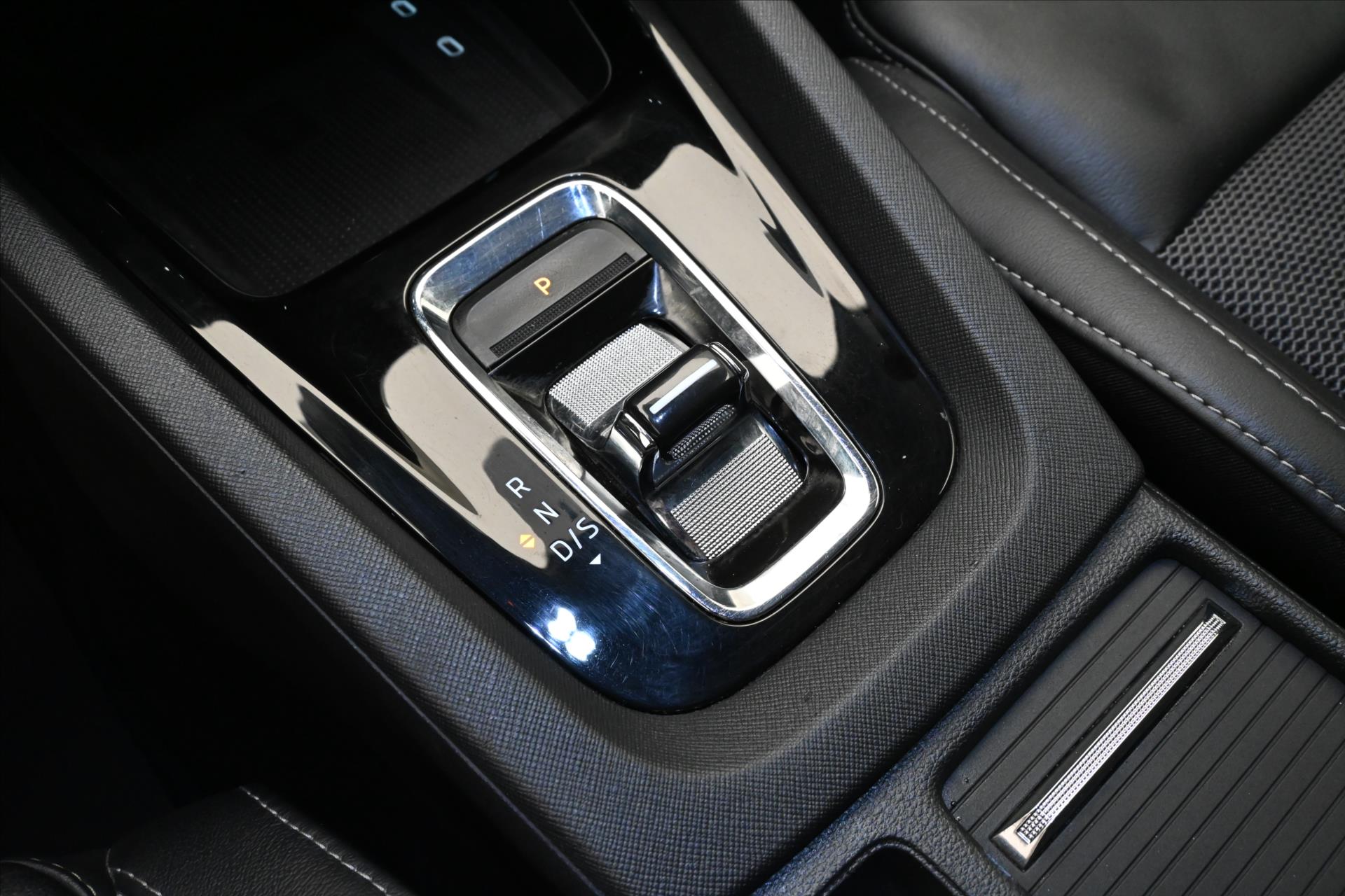 Hlavní fotografie vozu Škoda Octavia 2,0 TDI 110 kW DSG Style Záruka až 5 let (22)