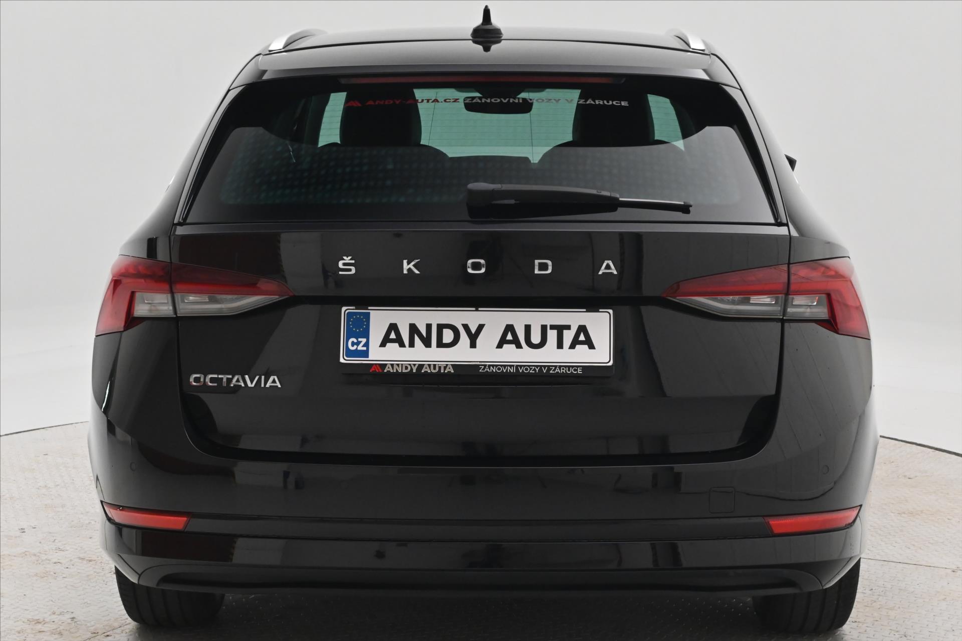 Hlavní fotografie vozu Škoda Octavia 2,0 TDI 110 kW DSG Style Záruka až 5 let (6)