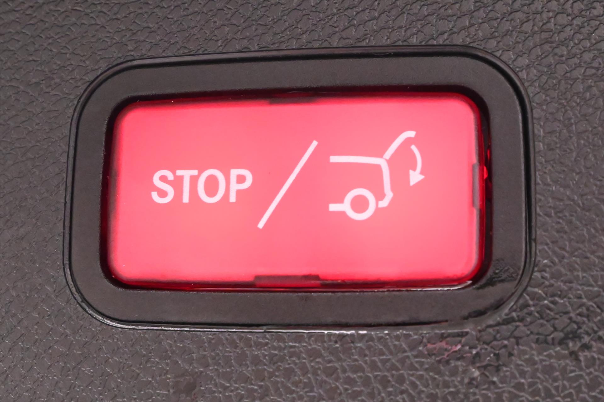 Hlavní fotografie vozu Mercedes-Benz Třídy E 2,0 220d 147 kW 9G-Tronic Avantgarde Záruka až 5 let (25)