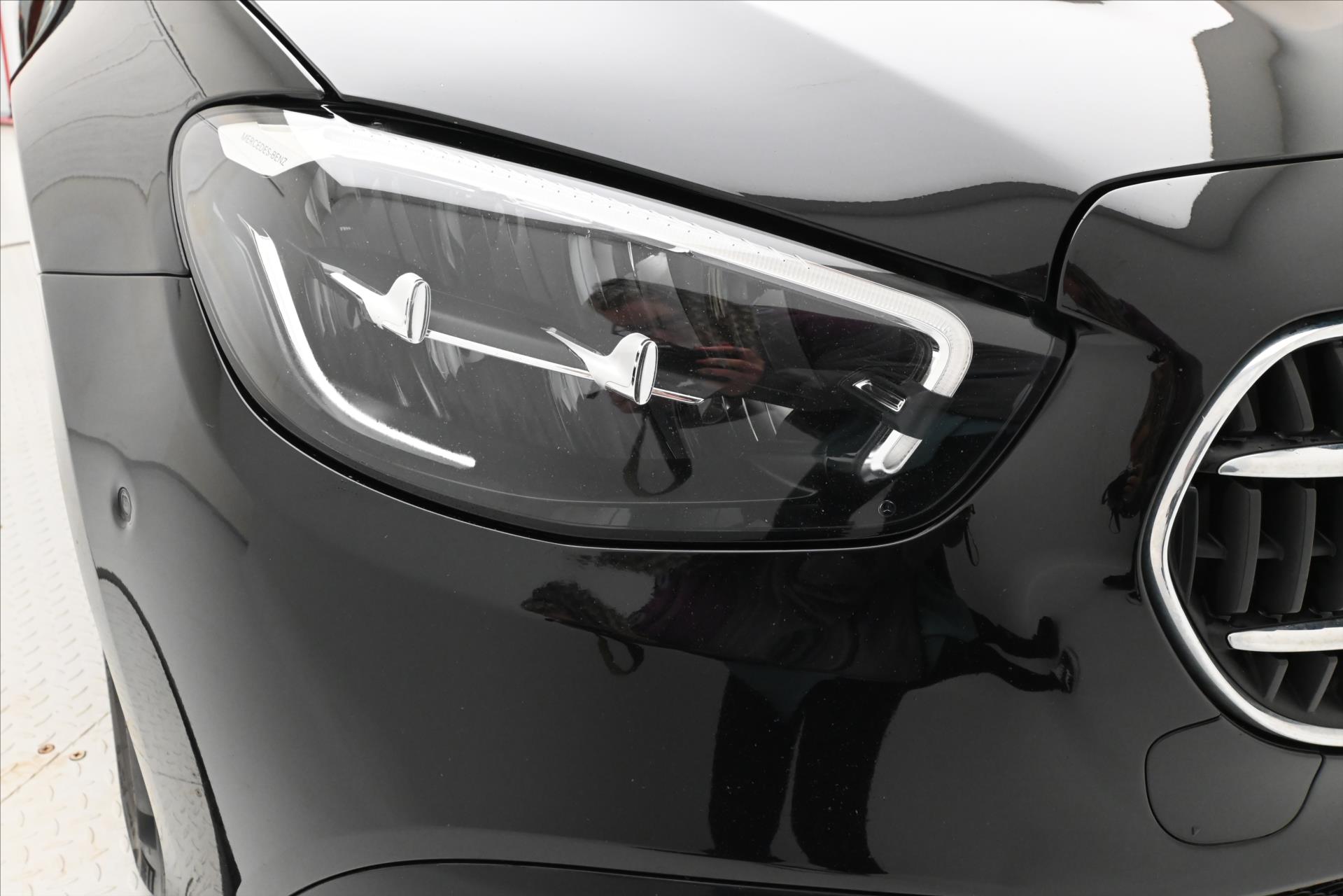 Hlavní fotografie vozu Mercedes-Benz Třídy E 2,0 220d 147 kW 9G-Tronic Avantgarde Záruka až 5 let (27)