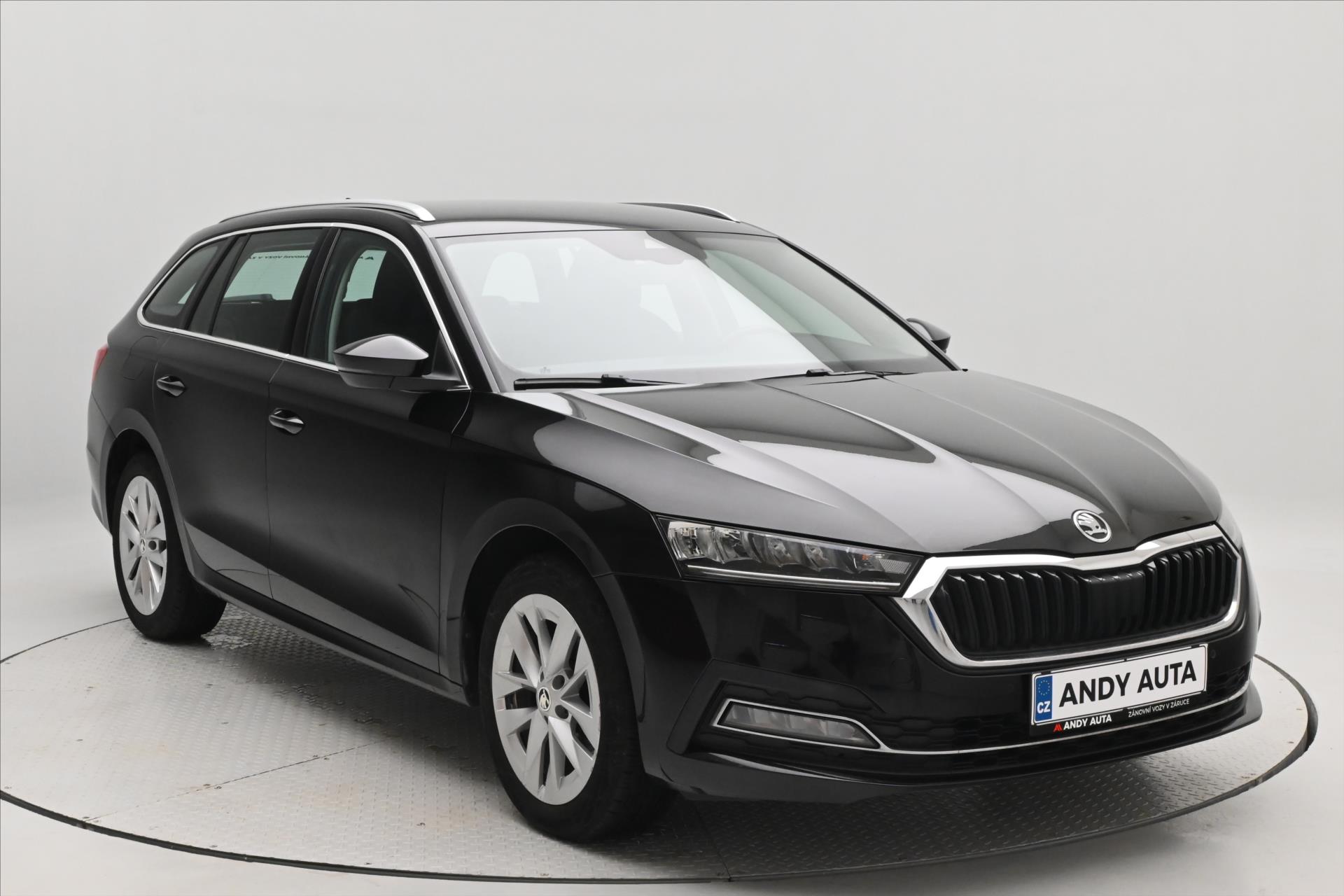 Hlavní fotografie vozu Škoda Octavia 2,0 TDI 110 kW DSG Style Záruka až 5 let (3)