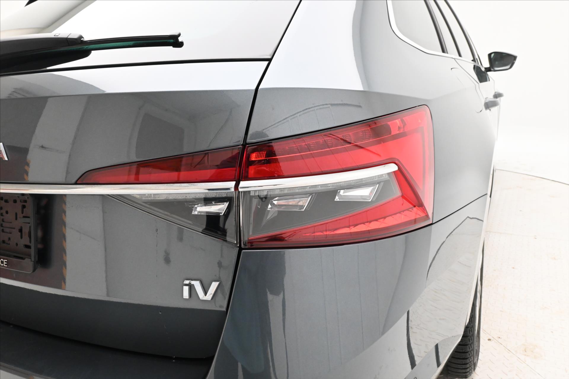 Hlavní fotografie vozu Škoda Superb 1,4 TSI iV 160 kW DSG Style Záruka až 5 let (32)