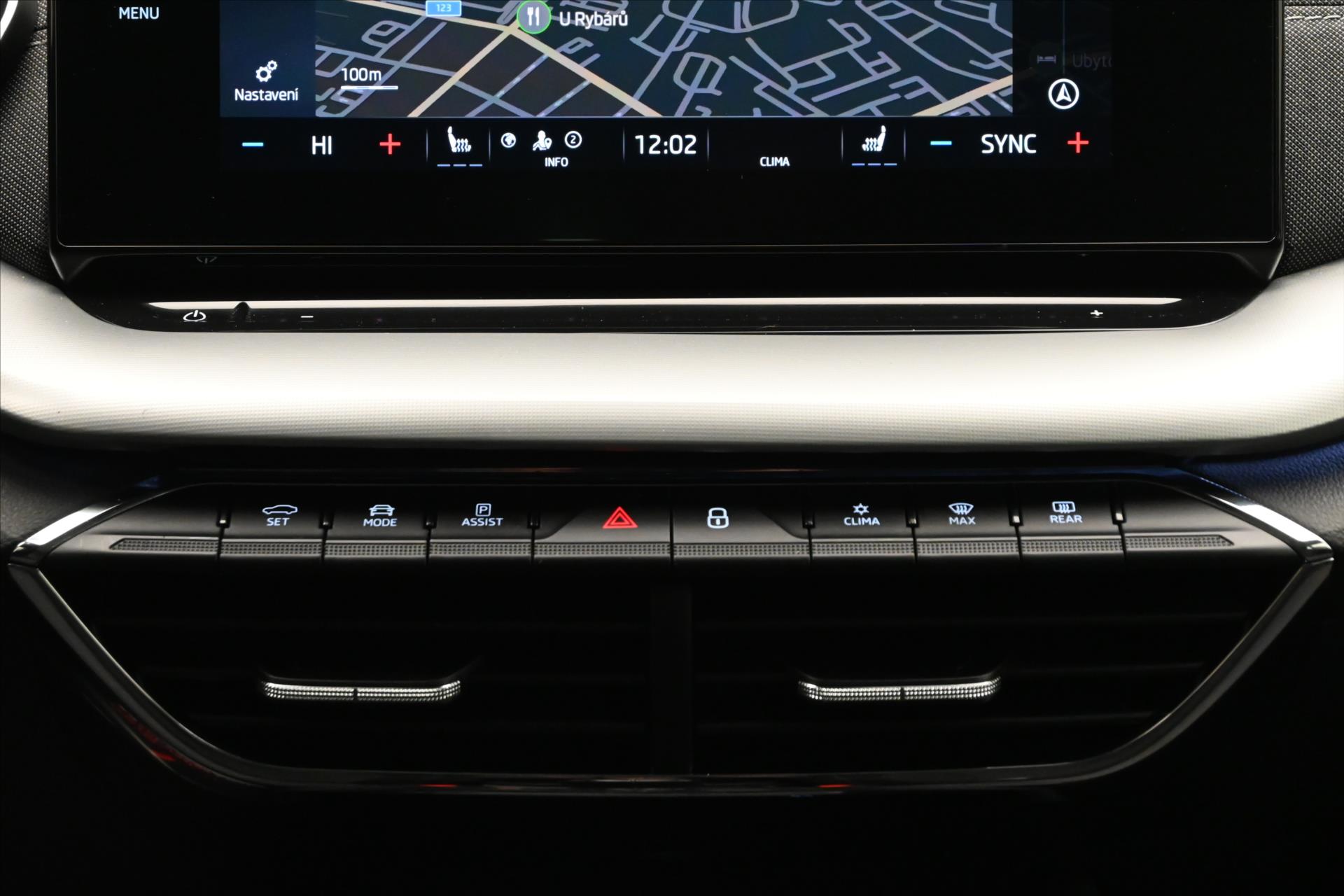 Main photo of the car Skoda Octavia 1.5 TSI 110 kW Style Warranty up to 5 years (21)