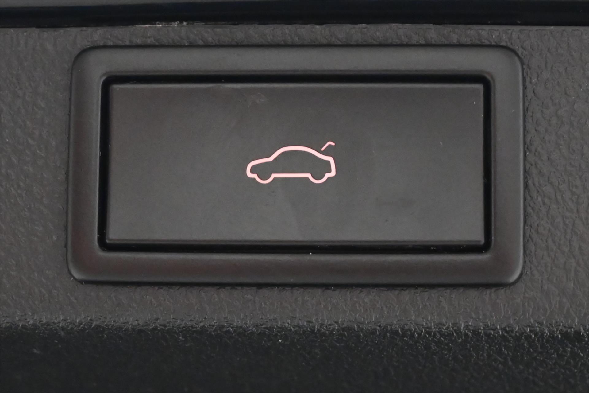 Main photo of the car Skoda Octavia 1.5 TSI 110 kW Style Warranty up to 5 years (27)