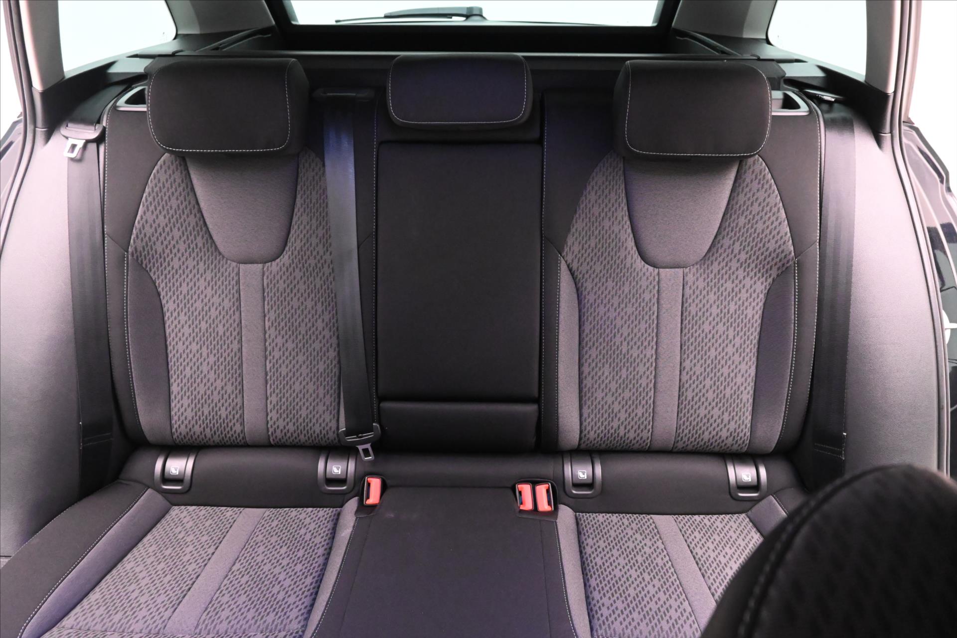 Main photo of the car Skoda Octavia 1.5 TSI 110 kW Style Warranty up to 5 years (28)