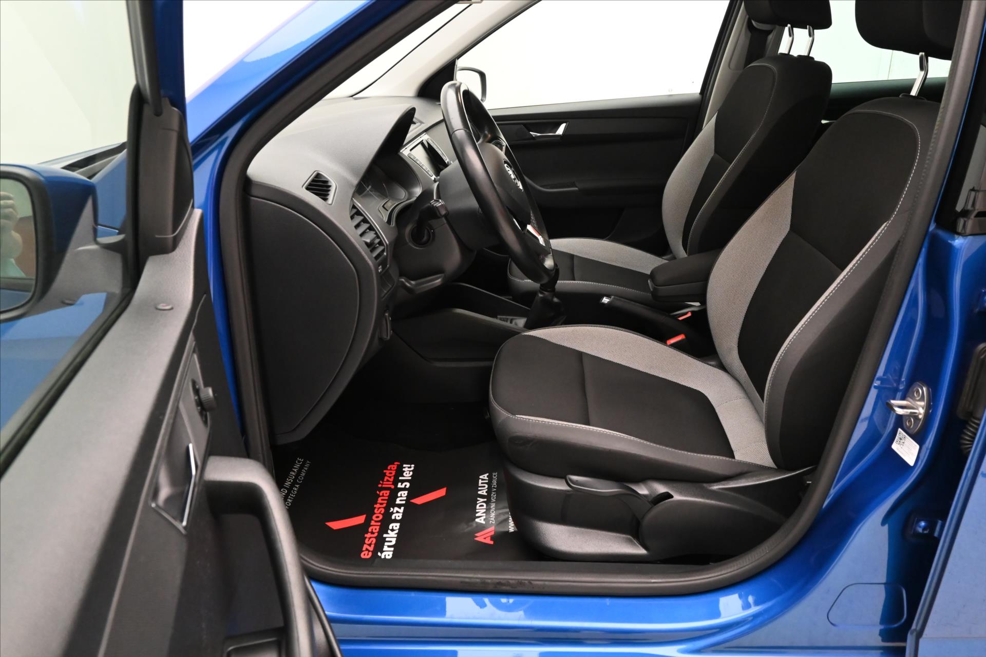 Hlavní fotografie vozu Škoda Fabia 1,0 TSI 70 kW Ambition Tažné Záruka až 5 let (13)