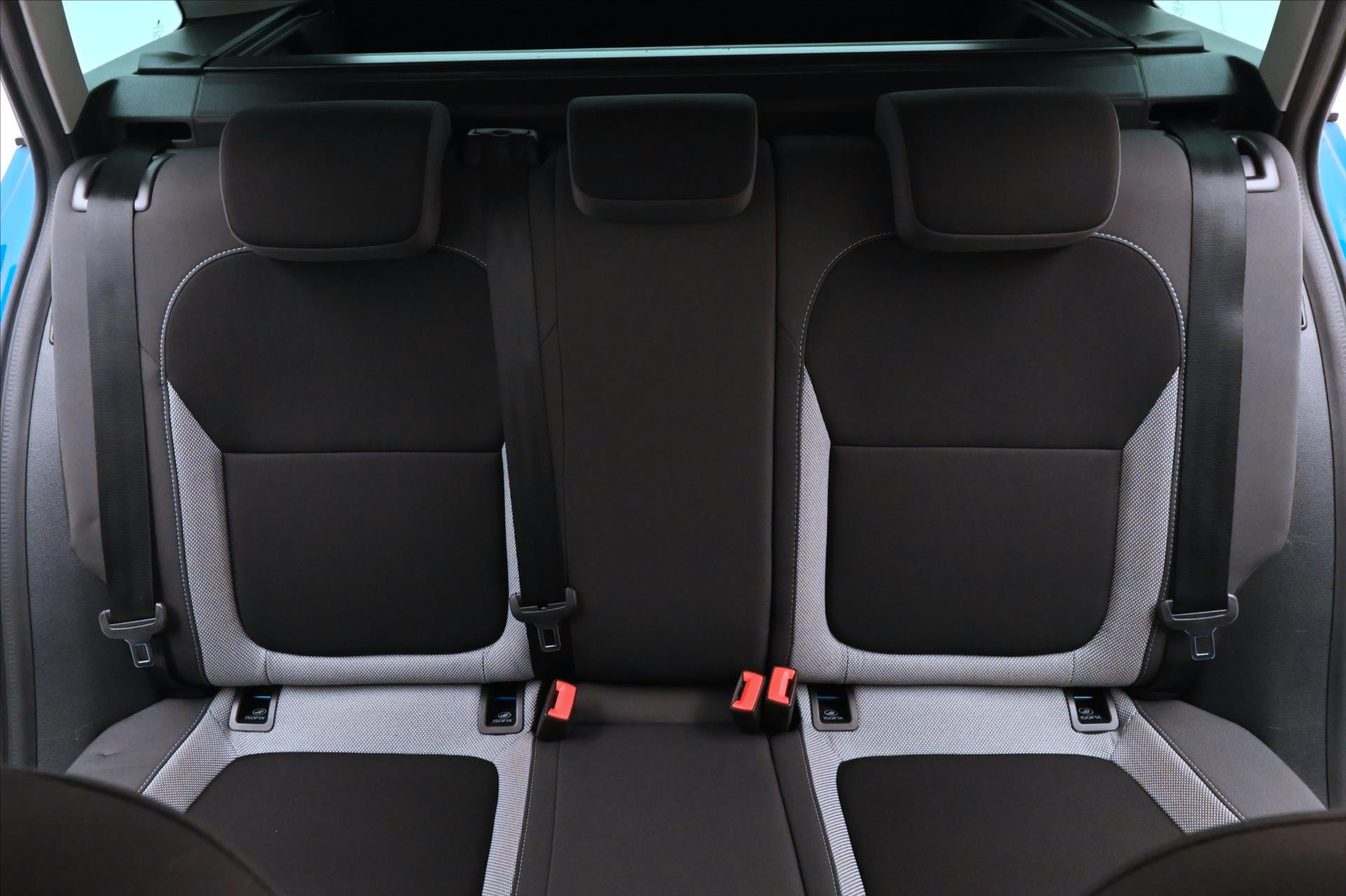 Hlavní fotografie vozu Škoda Fabia 1,0 TSI 70 kW Ambition Tažné Záruka až 5 let (25)