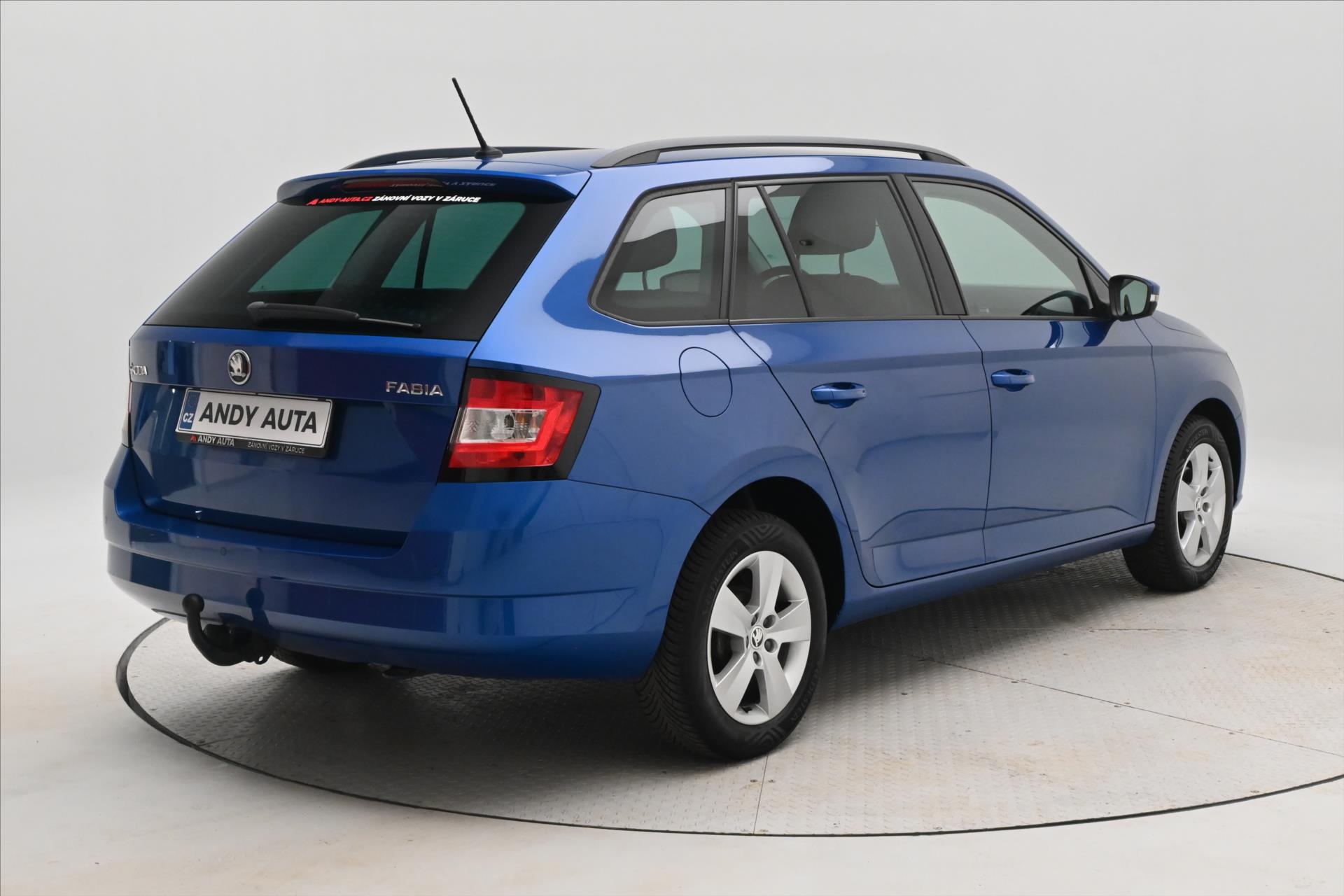 Hlavní fotografie vozu Škoda Fabia 1,0 TSI 70 kW Ambition Tažné Záruka až 5 let (5)