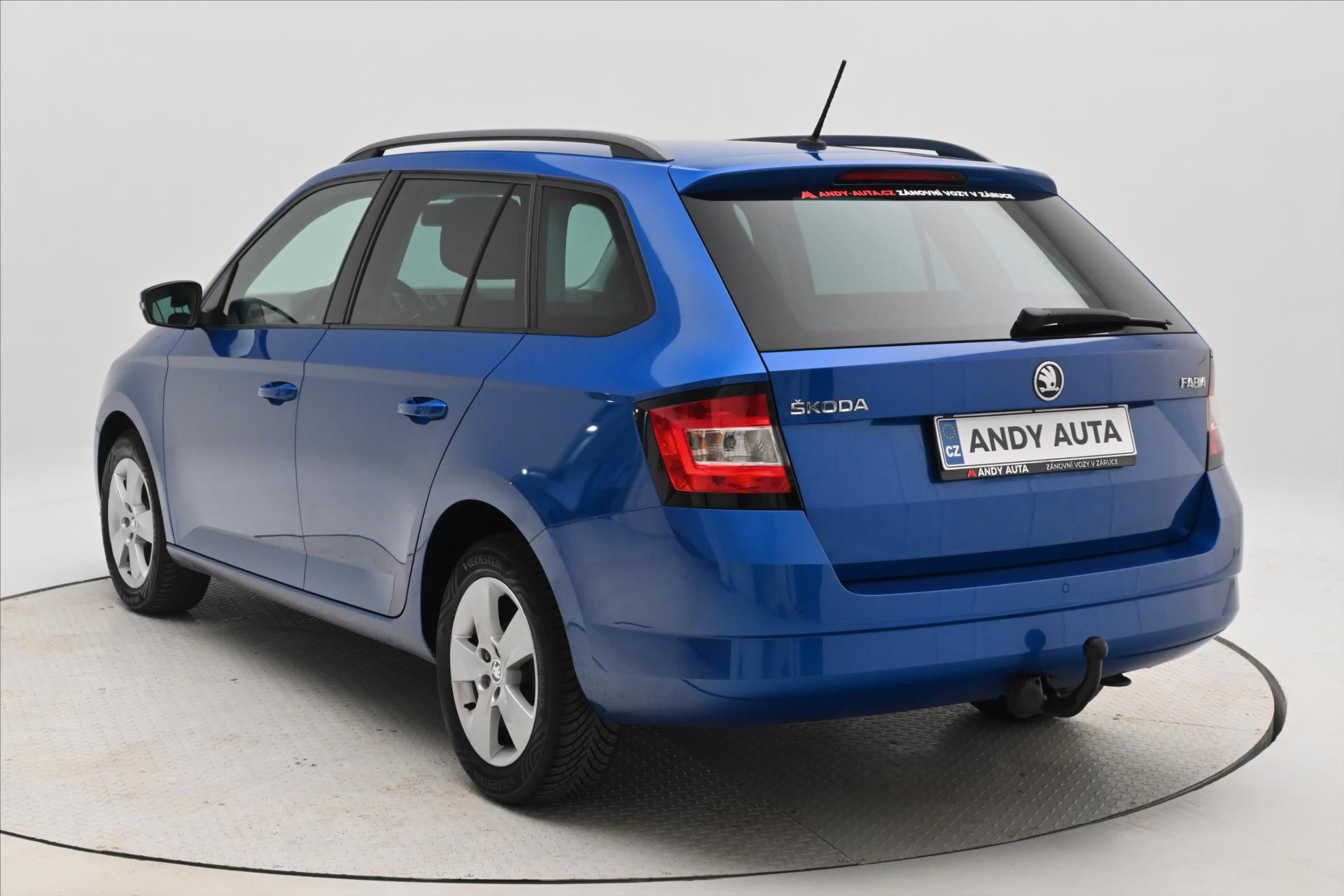 Hlavní fotografie vozu Škoda Fabia 1,0 TSI 70 kW Ambition Tažné Záruka až 5 let (7)