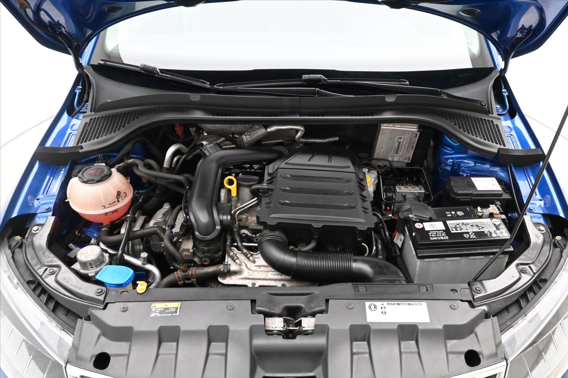 Hlavní fotografie vozu Škoda Fabia 1,0 TSI 70 kW Ambition Tažné Záruka až 5 let (9)