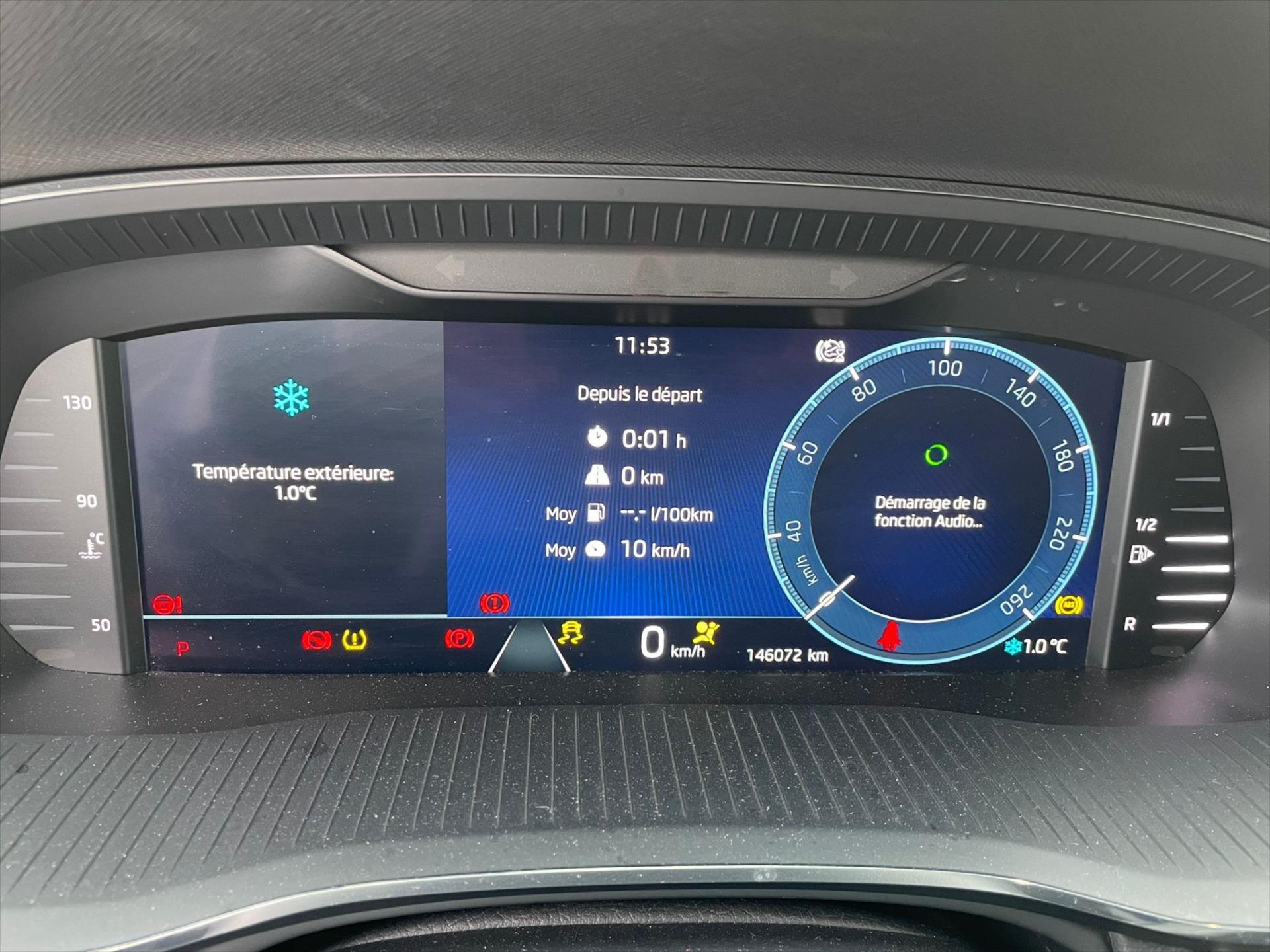 Hlavní fotografie vozu Škoda Octavia 2,0 TDI 110kW DSG AMBITION VŮZ PŘIPRAVUJEME K PRODEJI (4)