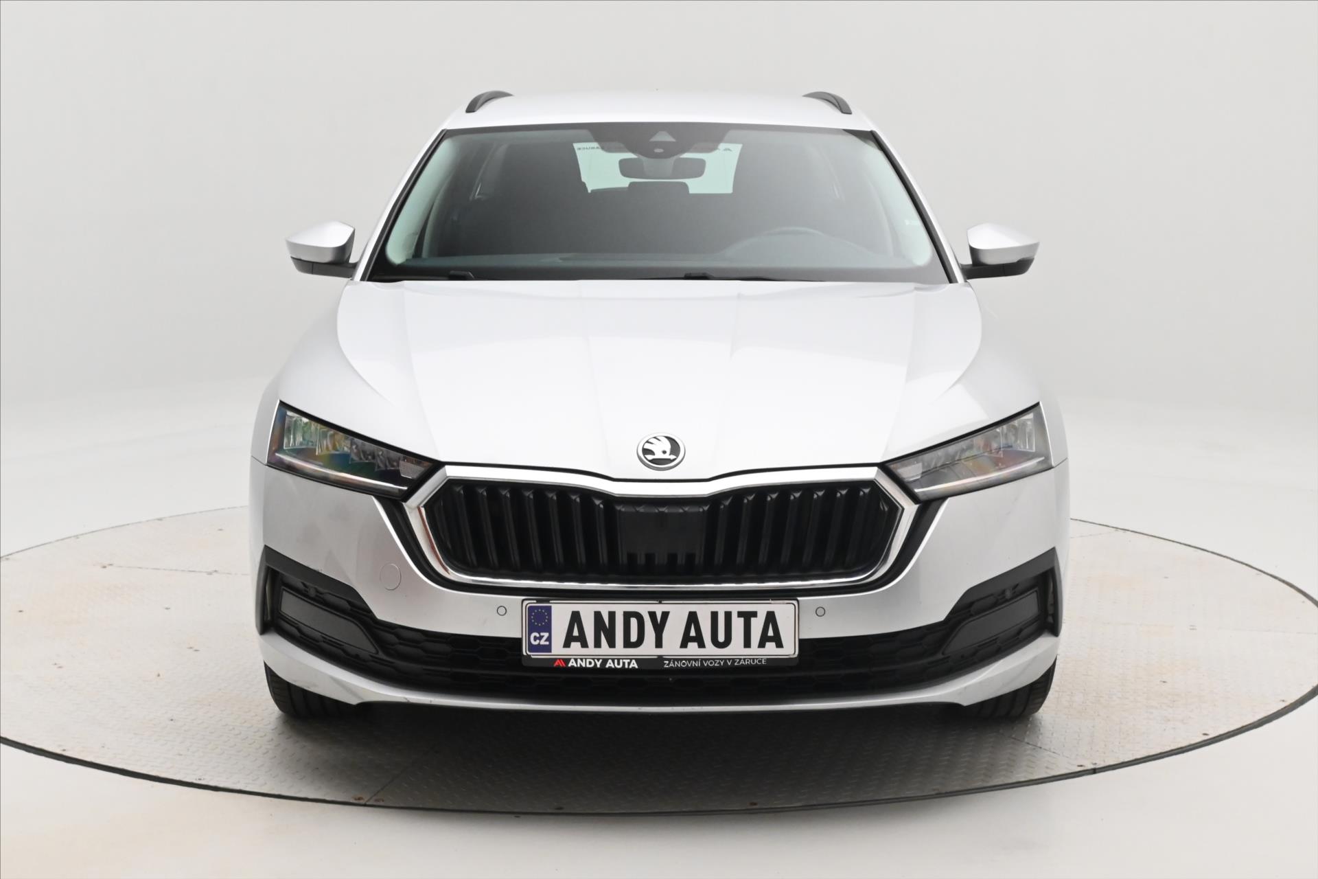 Hlavní fotografie vozu Škoda Octavia 2,0 TDI 110kW DSG Ambition Záruka až 5 let (2)