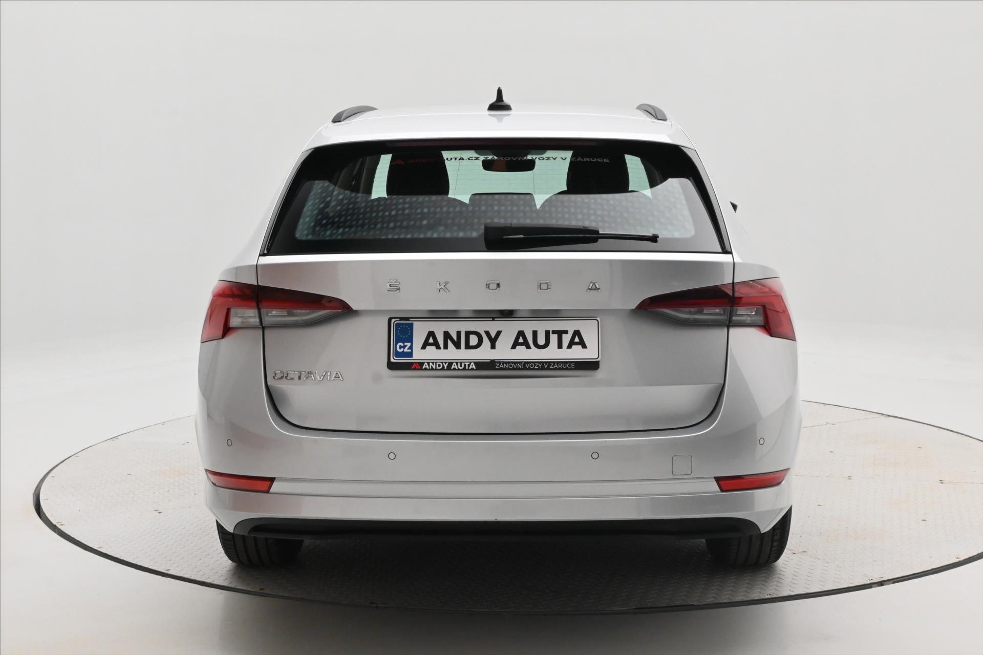 Hlavní fotografie vozu Škoda Octavia 2,0 TDI 110kW DSG Ambition Záruka až 5 let (6)